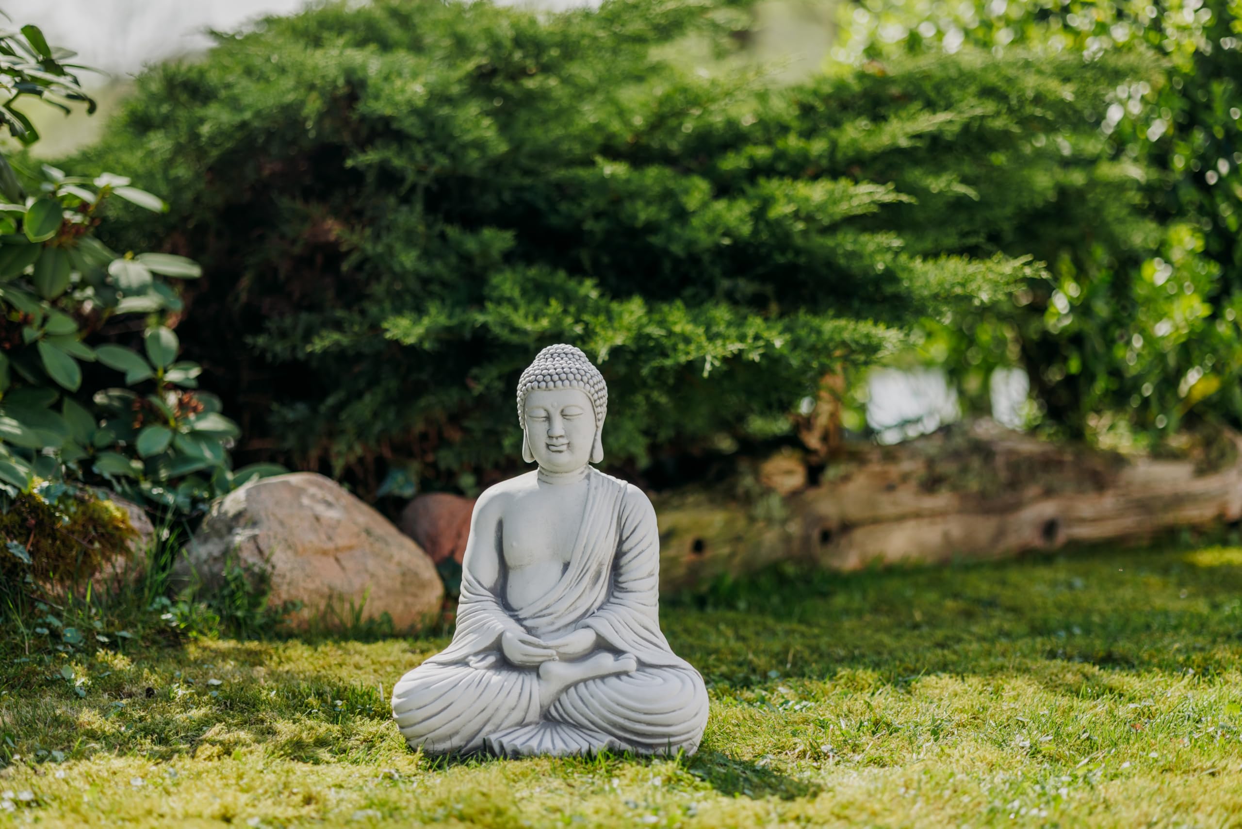 gartendekoparadies.de Buddha Figur, Steinfigur, H. 42 cm, 19 kg, Grau, frostsicher aus Steinguss für Außenbereich