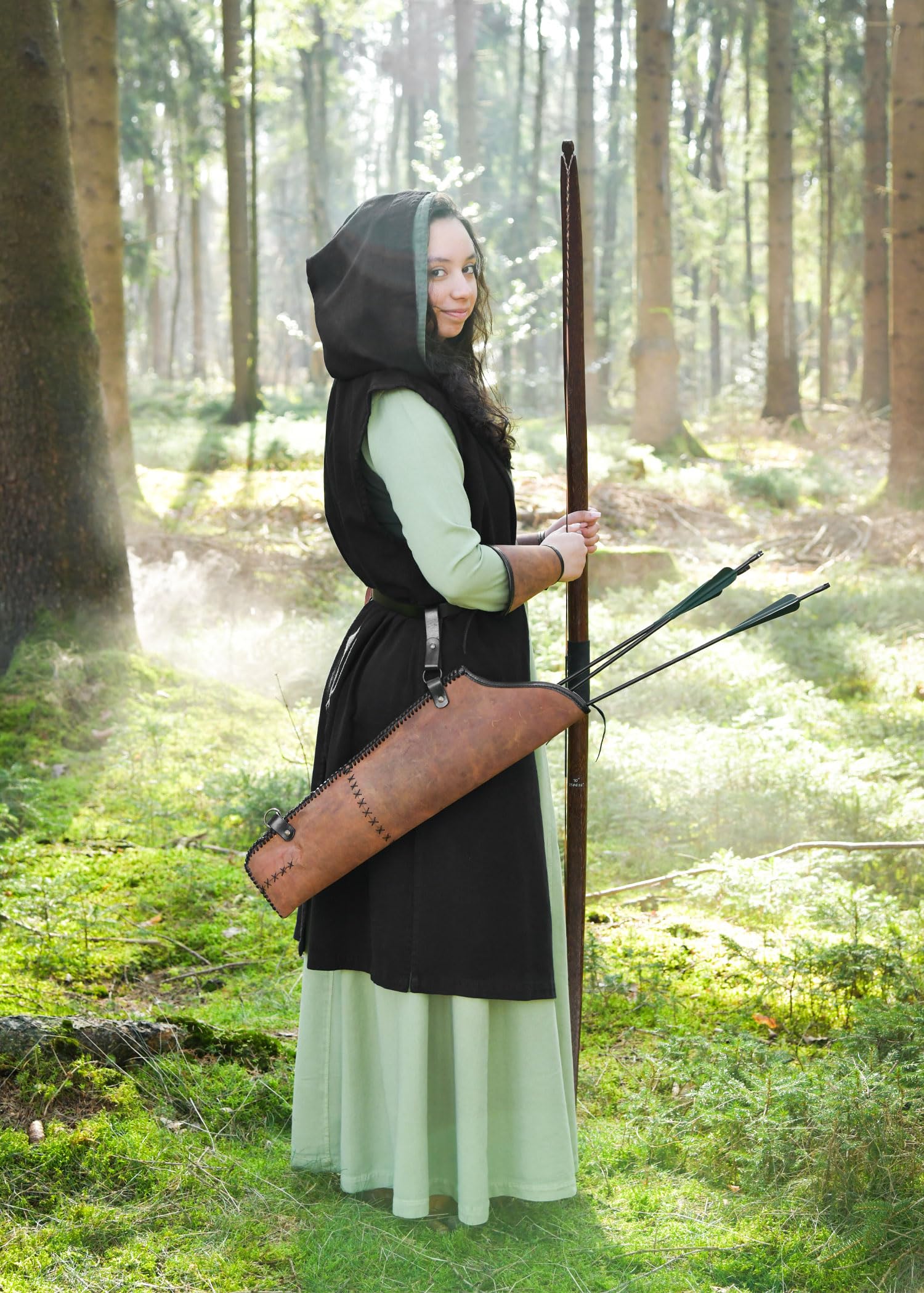 Battle-Merchant Mittelalter Lederköcher für Pfeile | Hüftköcher aus Leder, Seitenköcher für Bogenschießen, Mittelalter Zubehör für LARP & Cosplay