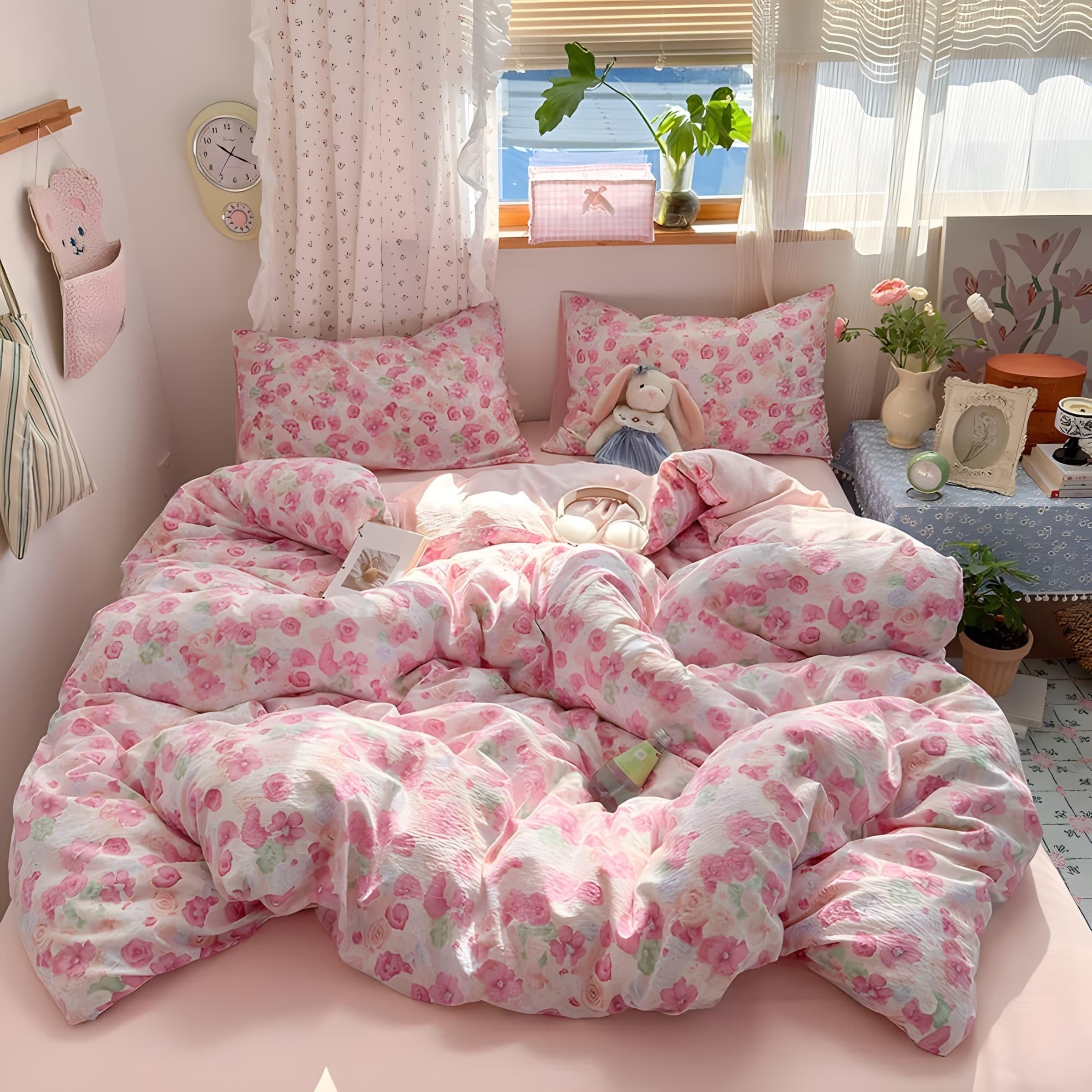 YZQGLHP Pink Floral Print Super King Duvet Cover Girly Bedding Set Soft Cozy Microfibre Duvet Covers 260x220 with Zipper Closure and 2 Pillowcases 50x75cm