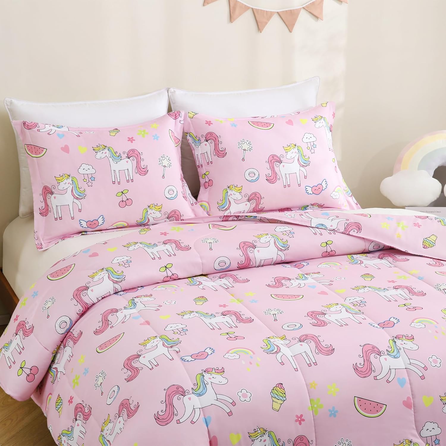 Yibeizi Pink Unicorn Comforter Set for Girls Twin, Kids Rainbow Sweet Printed Bedding Set with Pillow Sham, Cute Lightweight Soft Breathable Machine Washable Quilted Bed Comforter Set 2 Piece