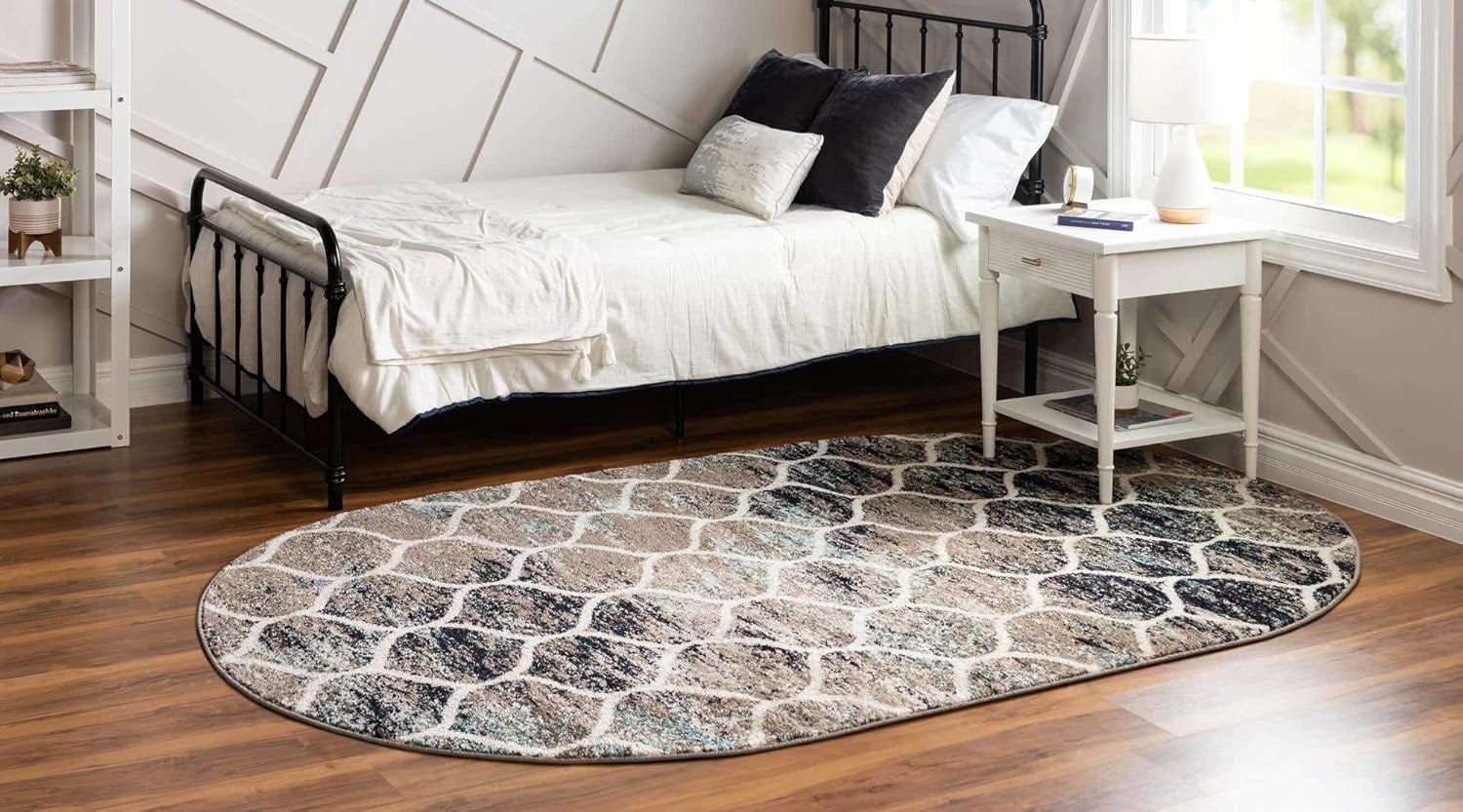 Unique Loom Trellis Frieze Collection Area Rug - Rounded (5' x 8' Oval, Blue Multi/ Ivory)