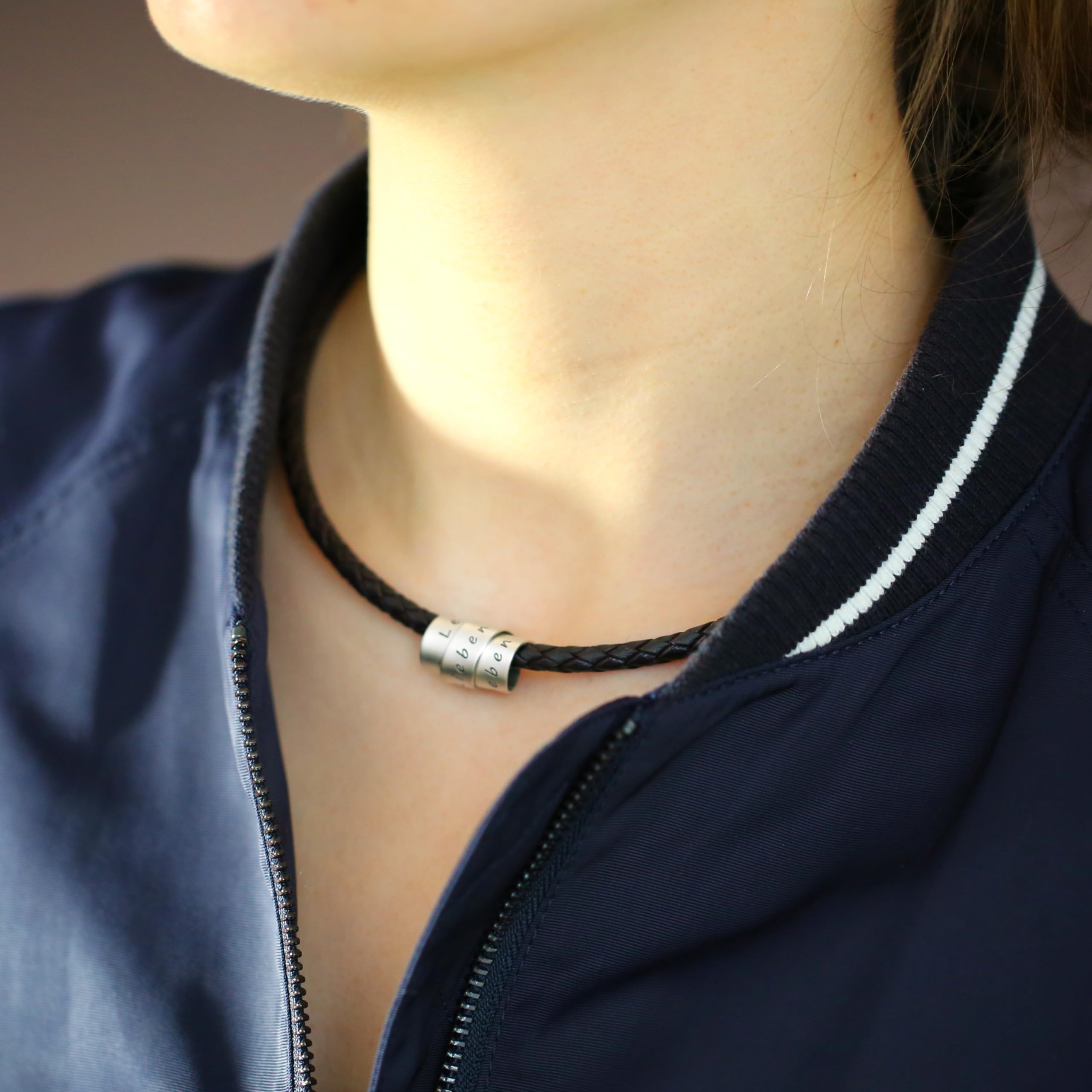 Lederkette Männer Gravur 925 Silber Anhänger Männerschmuck Kette Koordinatenschmuck Männerkette personalisiert Namenskette Herren Leder | HANDMADE IN GERMANY