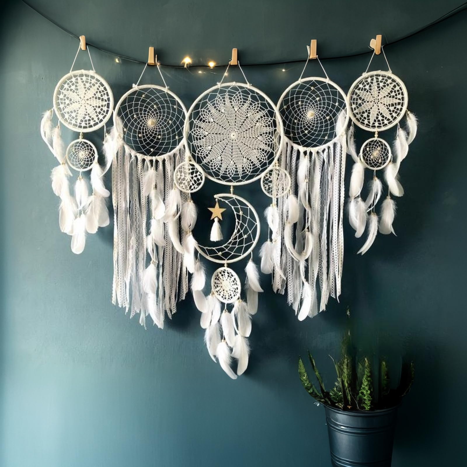 Traumfänger Wanddekoration, großer Boho-Traumfänger mit luxuriösen Federn und Perlen, handgefertigter Wandbehang für Schlafzimmer, Kinderzimmer, Wohnzimmer, Geschenk bereit für Mädchen & Erwachsene