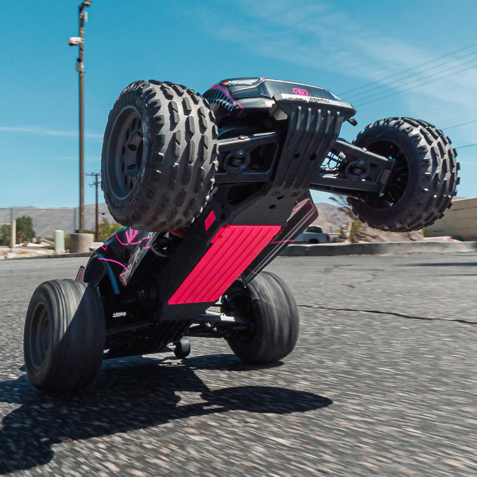 ARRMA Camión RC 1/10 VORTEKS 223S DSC 2WD RTR Camión Estadio sin escobillas, Rosa, (batería Lipo y Cargador no incluidos) ARA3505T3