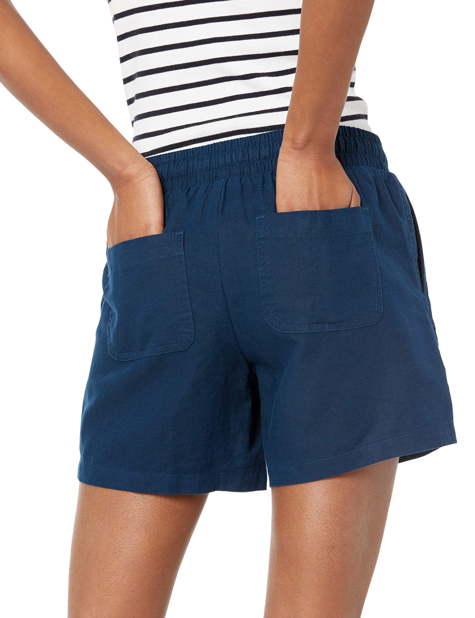 Amazon Essentials Short en Mélange de Lin, Cordon de Serrage, Entrejambe 13 cm (Disponible en Grande Taille) Femme