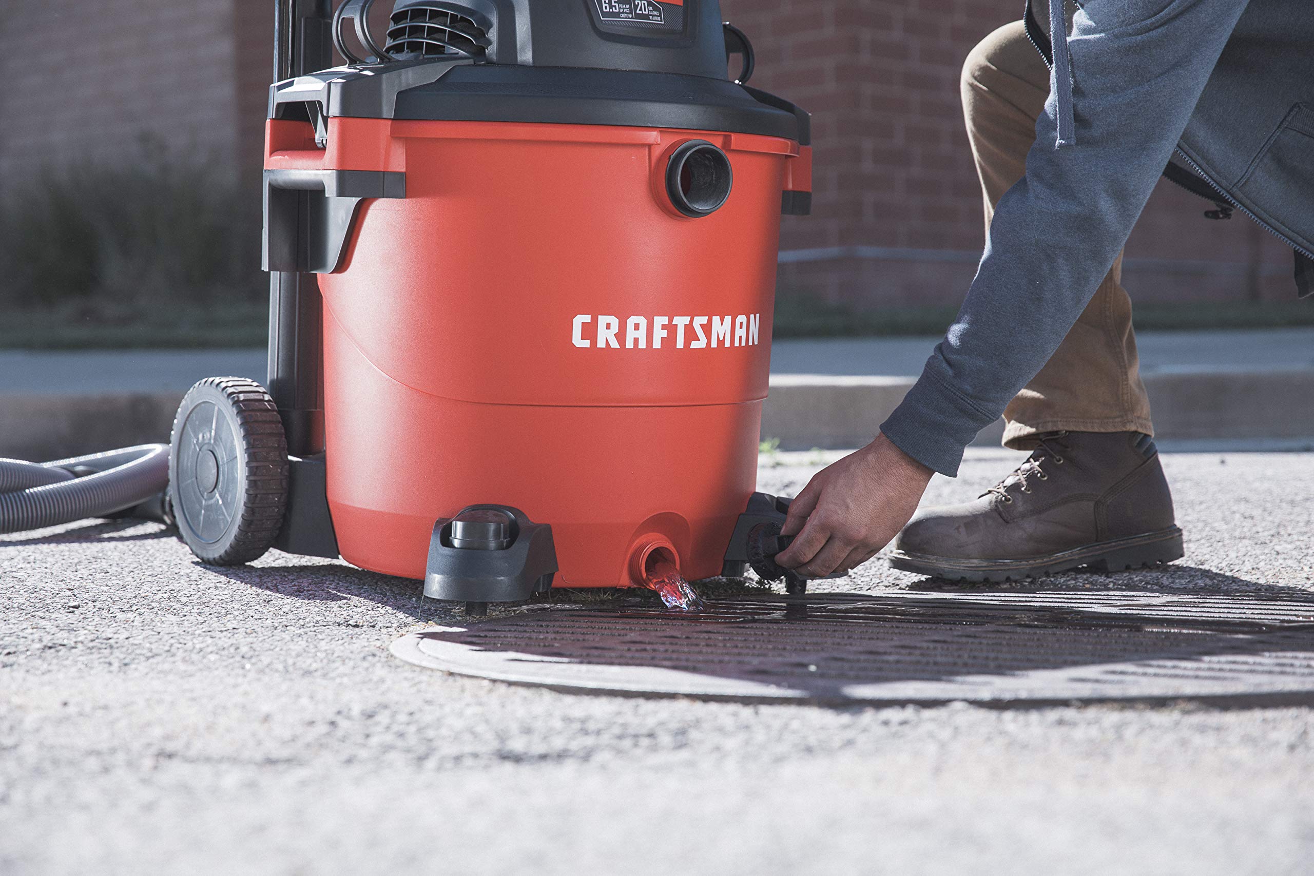 Buy CRAFTSMAN CMXEVBE17656 20 gallon 6.5 Peak Hp Wet/Dry Vac with Cart
