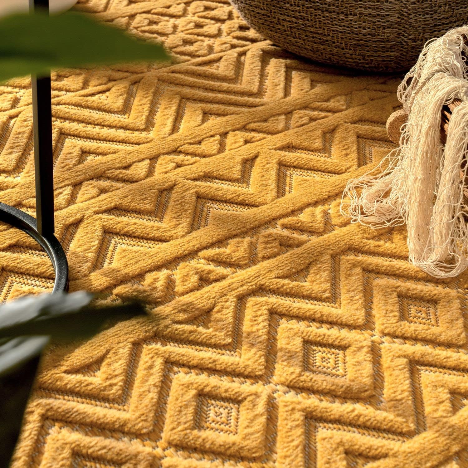 Paco Home Indoor Outdoor Rug with Textured Boho Pattern in Yellow, Size: 6'7" x 9'2"