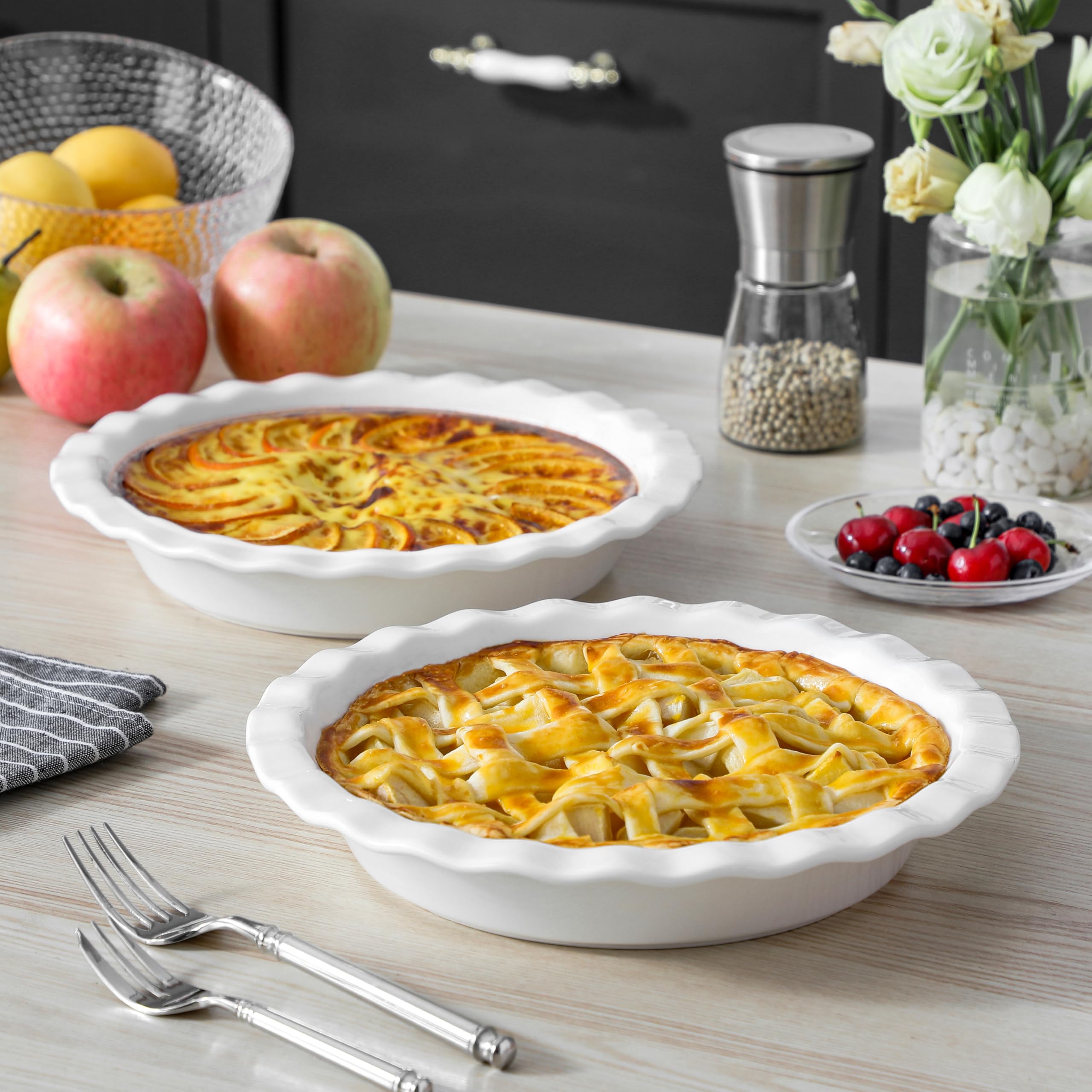 MALACASA Set di 2 Stampi per Torte in Porcellana, 1050 ml, Ø 27 cm x 4,5 cm, Teglie e Piatti da Forno con Bordo Ondulato per Crostate, Quiche, Pizza e Dessert, Bianco, Adatto a Forno e Lavastoviglie