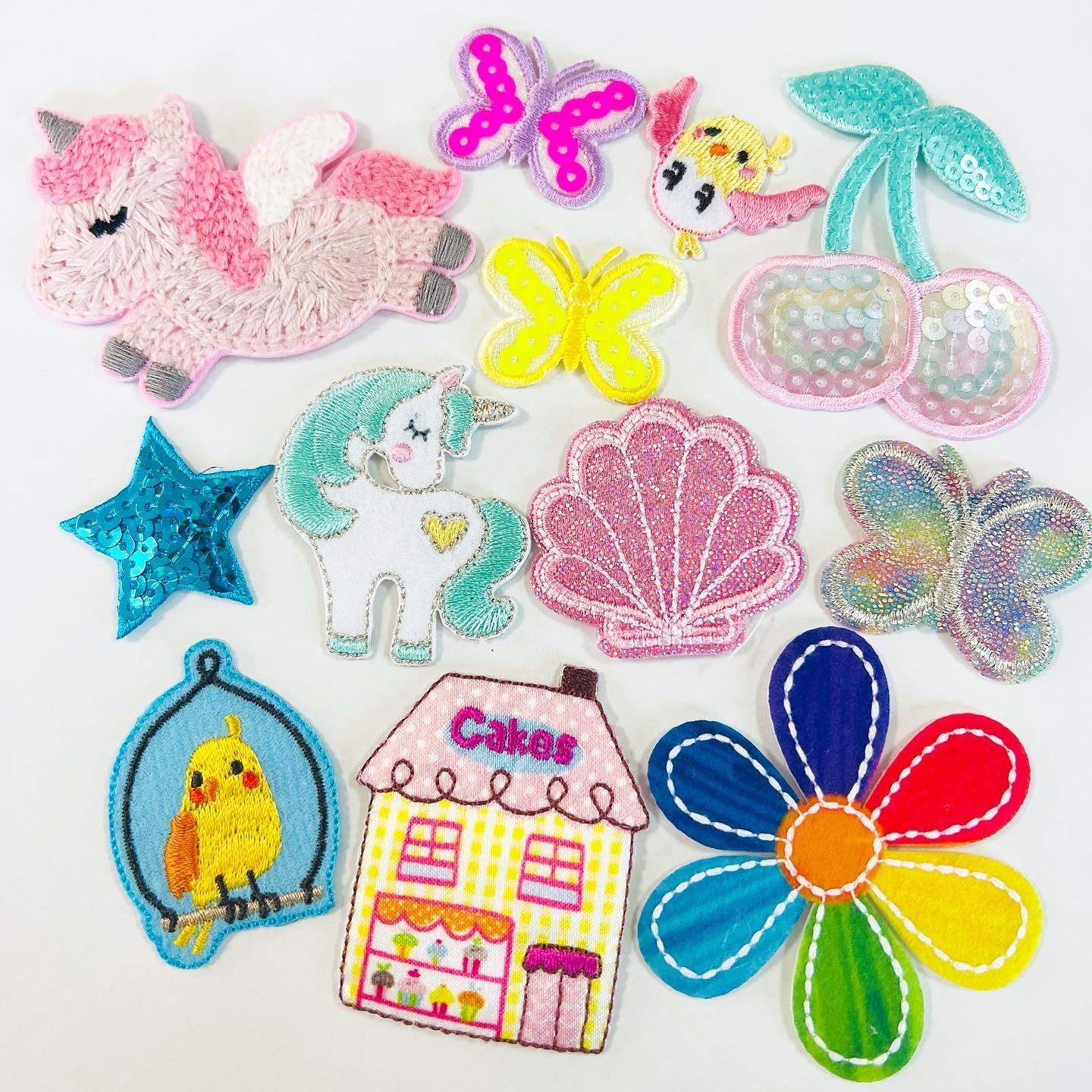 Amazon.co.jp: 刺繍ユニコーンワッペン アイロン 入園入学