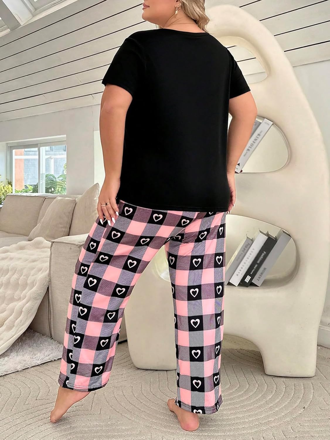 WDIRARA Women's Plus Size 2 Piece Strawberry Print Pajama Set Round Neck Short Sleeve and Pants Sleepwear - Image 2