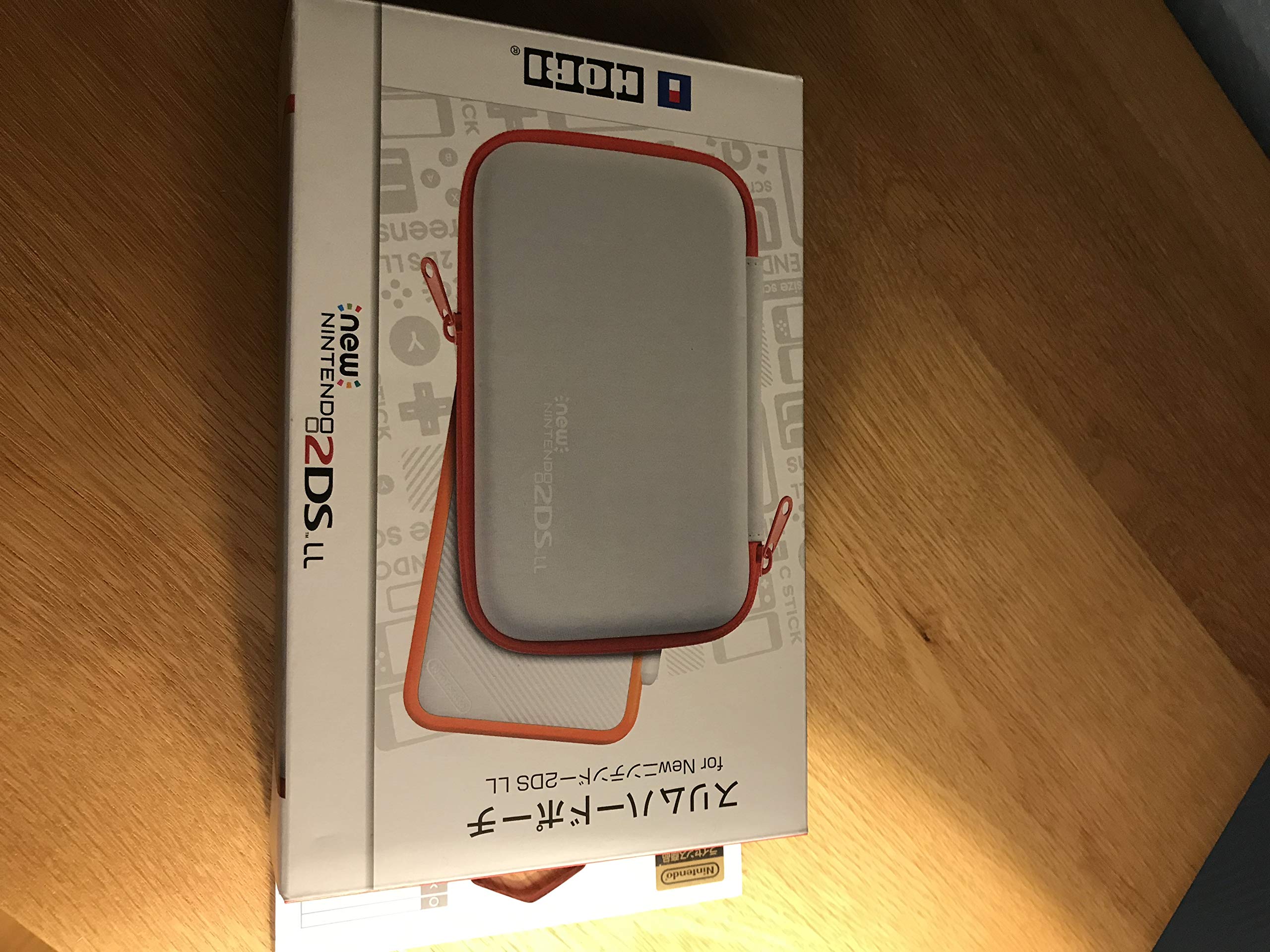 Nintendo New 2DS XL- Konsole Weiß/Lavendel + Tomodachi Life