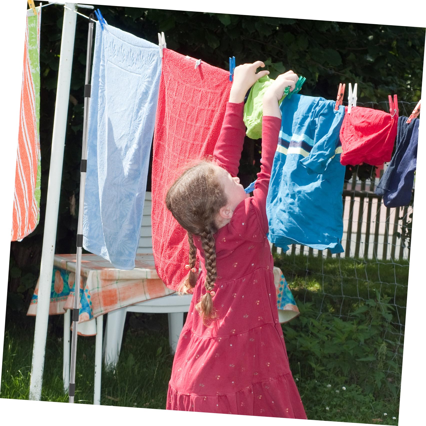 Stendibiancheria da Esterno con Ganci e Mollette, Supporto Staccabile 2,2m in Acciaio e Nylon, Altezza Regolabile per Uso Interno e Giardini
