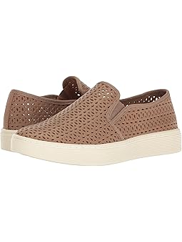 sofft slip on sneaker