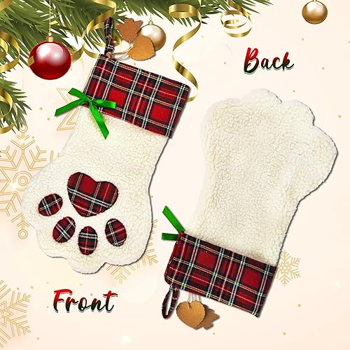 Miniatura 5 de Calcetines de Navidad personalizados para perros, patas de perro con nombre, sherpa sintético blanco con puño a cuadros rojos y detalles de hueso de