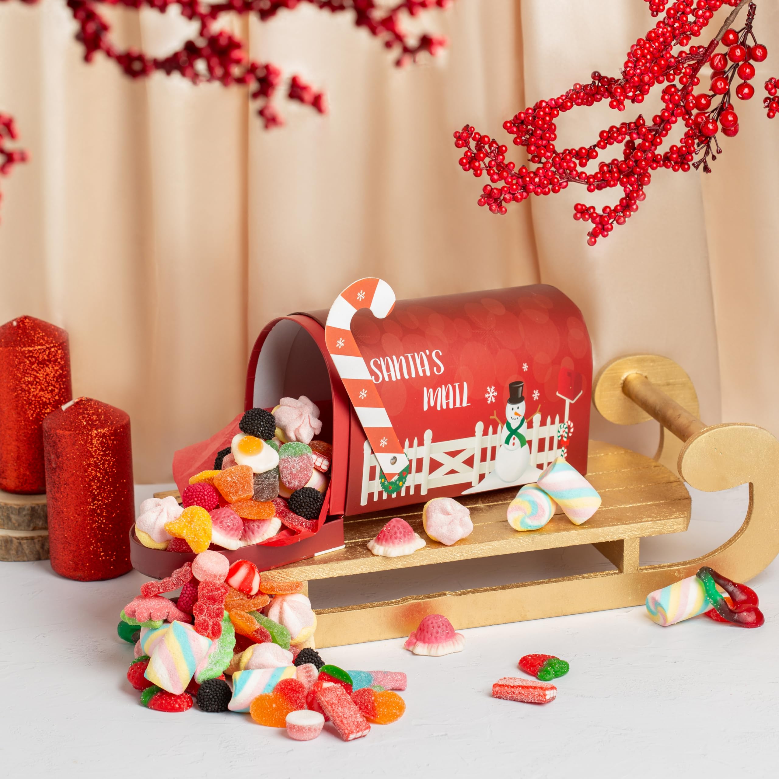 Onza Cesta de Chuches para regalar con forma de buzón navideño - Caja regalo para Navidad con dulces y golosinas - Lote de chucherías originales para regalar. 1000 GR.