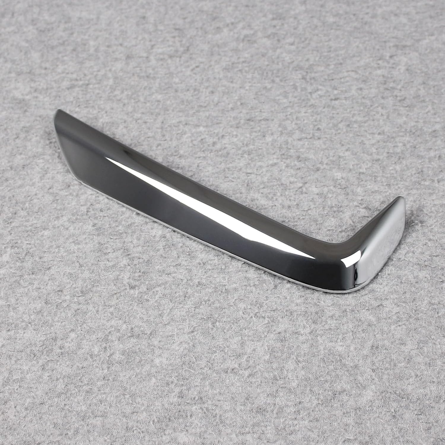 Beautost Fit for Subaru Crosstrek 2024 2025 2026 Rear Fog Light Cover Bezel Trim Chrome