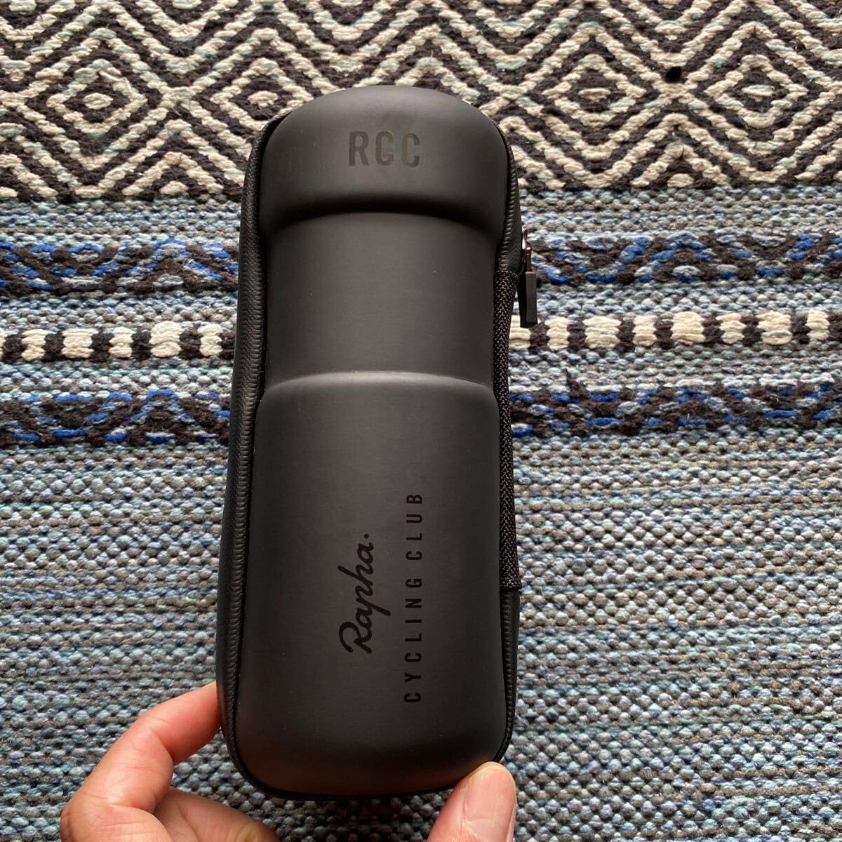 ラファRCCツールボトル サイクリング アクセサリー | Rapha