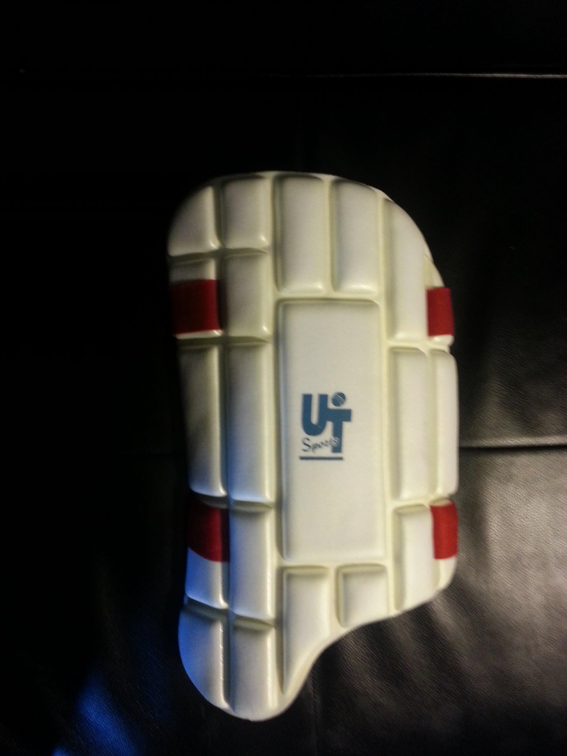 Cricket Thigh Pad Men's Size