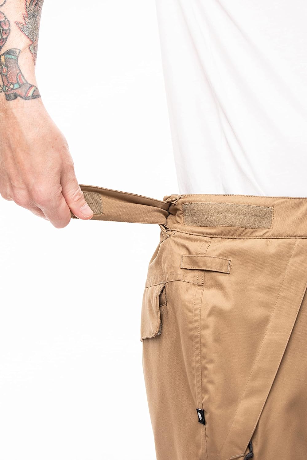 686 Men's Infinity Cargo Pant - Ski & Snowboard Pants - Water & Weather Resistant