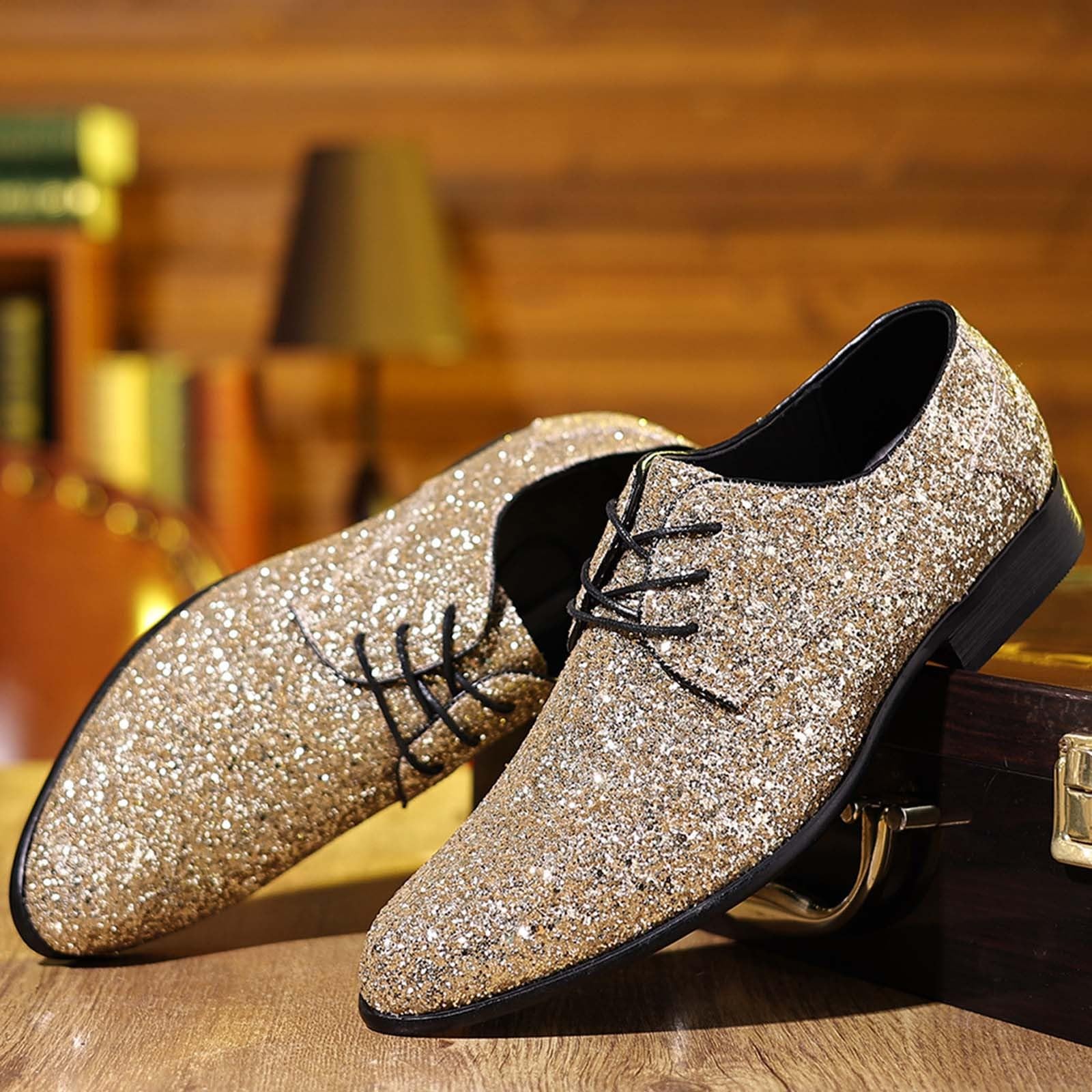 Elegantes zapatos con cordones estilo mocasines con diseño brillante para ocasiones formales de negocios
