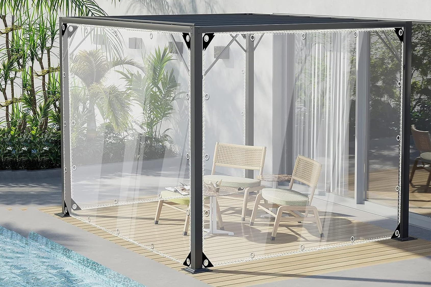 Rideau latéral en PVC pour fermer une pergola et stopper la pluie et le vent