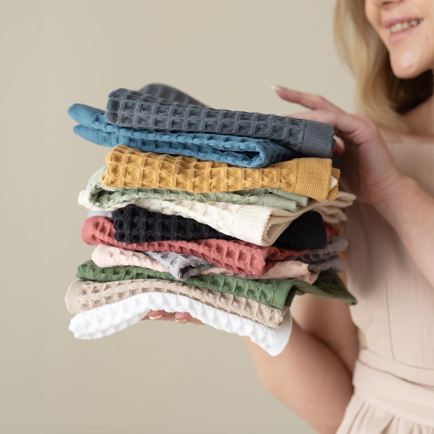 Waffle Washcloths Set of 8 Pink - Premium Quality 100% Turkish Cotton Face Washcloth, Soft Makeup Towel, Shower Cloth, Kitchen Towel (Light Pink, Set of 8 Washcloths)