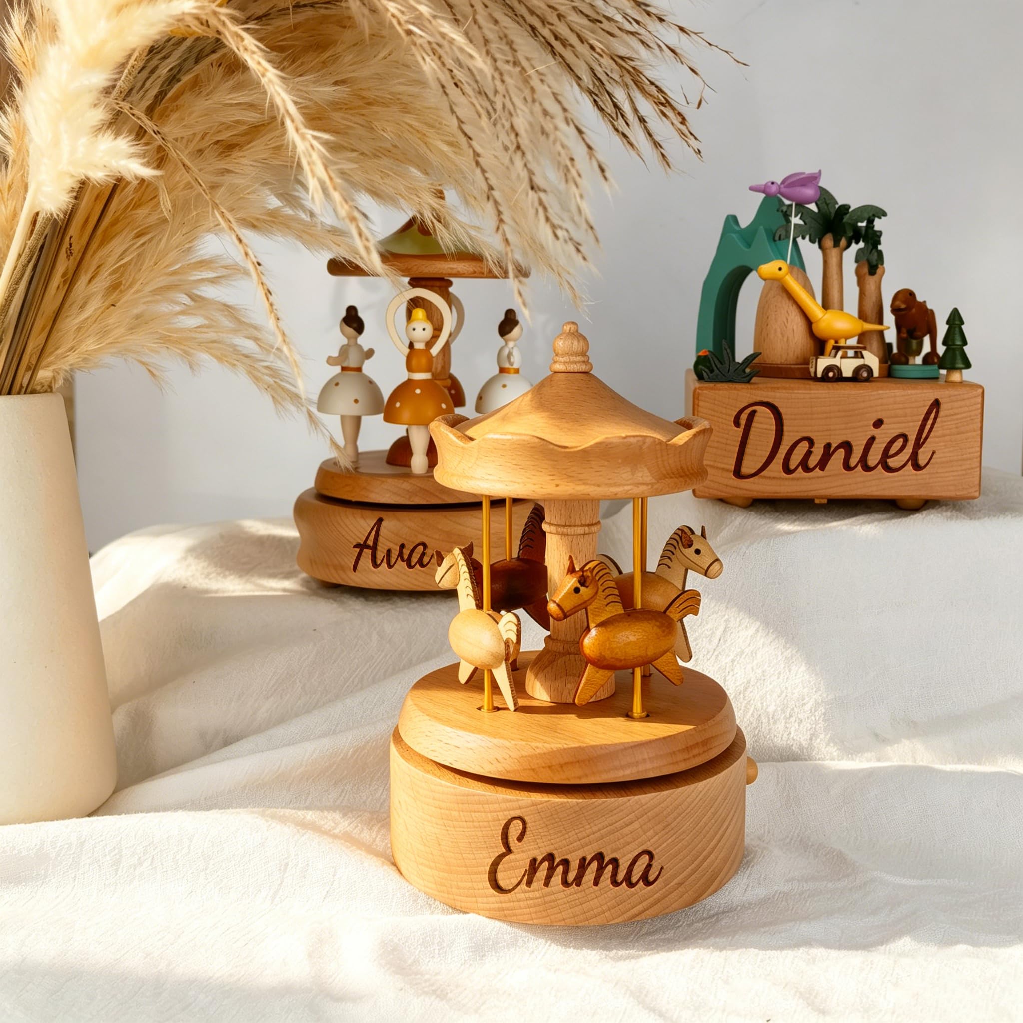 Amazon.com: FSVNNSWKS Wooden Dinosaurs MusicBox - Personalized