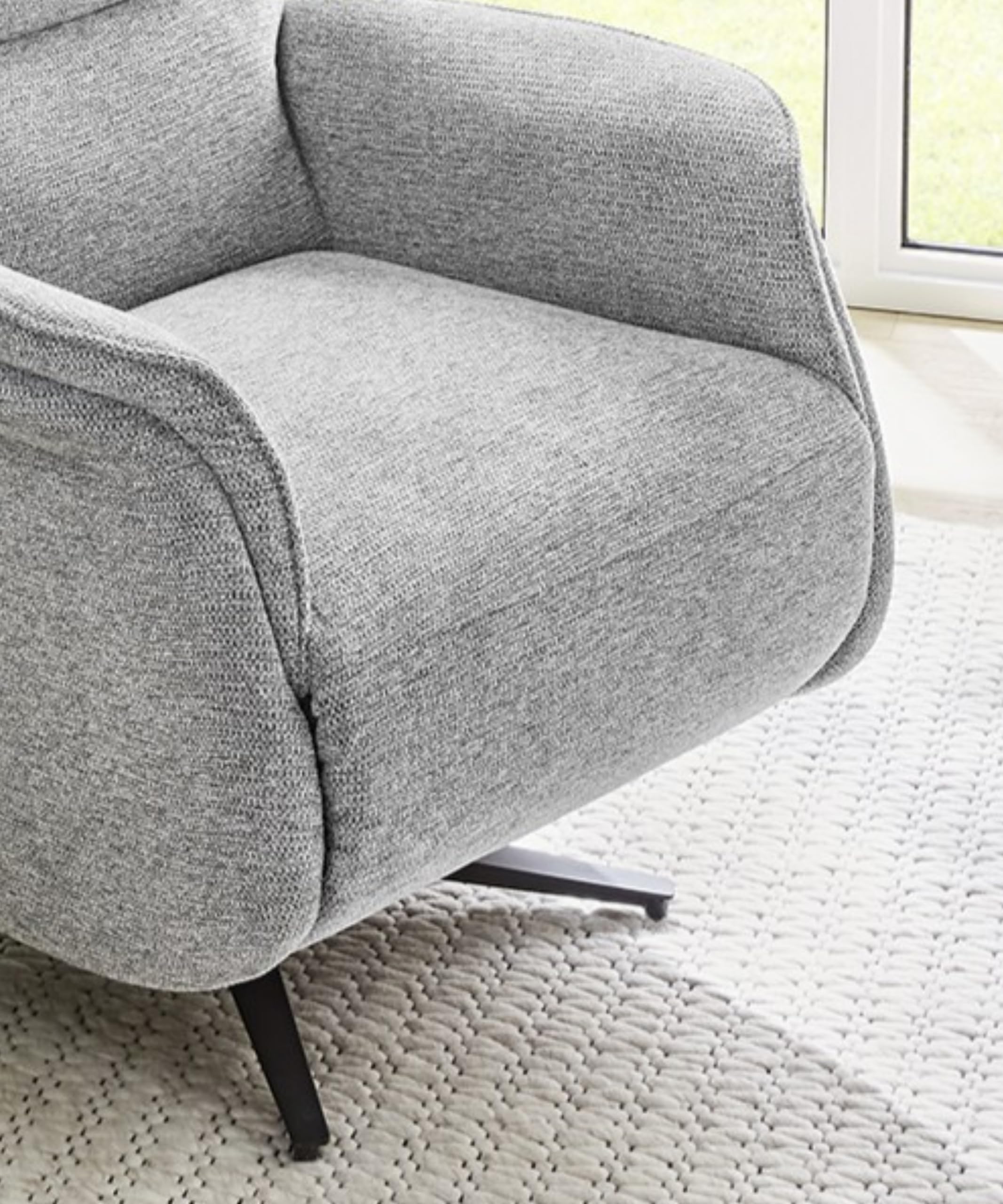 luma-Home 15600/ TV-Relaxsessel, Heizung im Rücken, Massagefunktion, Grau | B74/H108/T89 cm, zweimotorische Verstellung, elektrische Relaxfunktion, Federkern und Wellenunterfederung, Chenille-Bezug