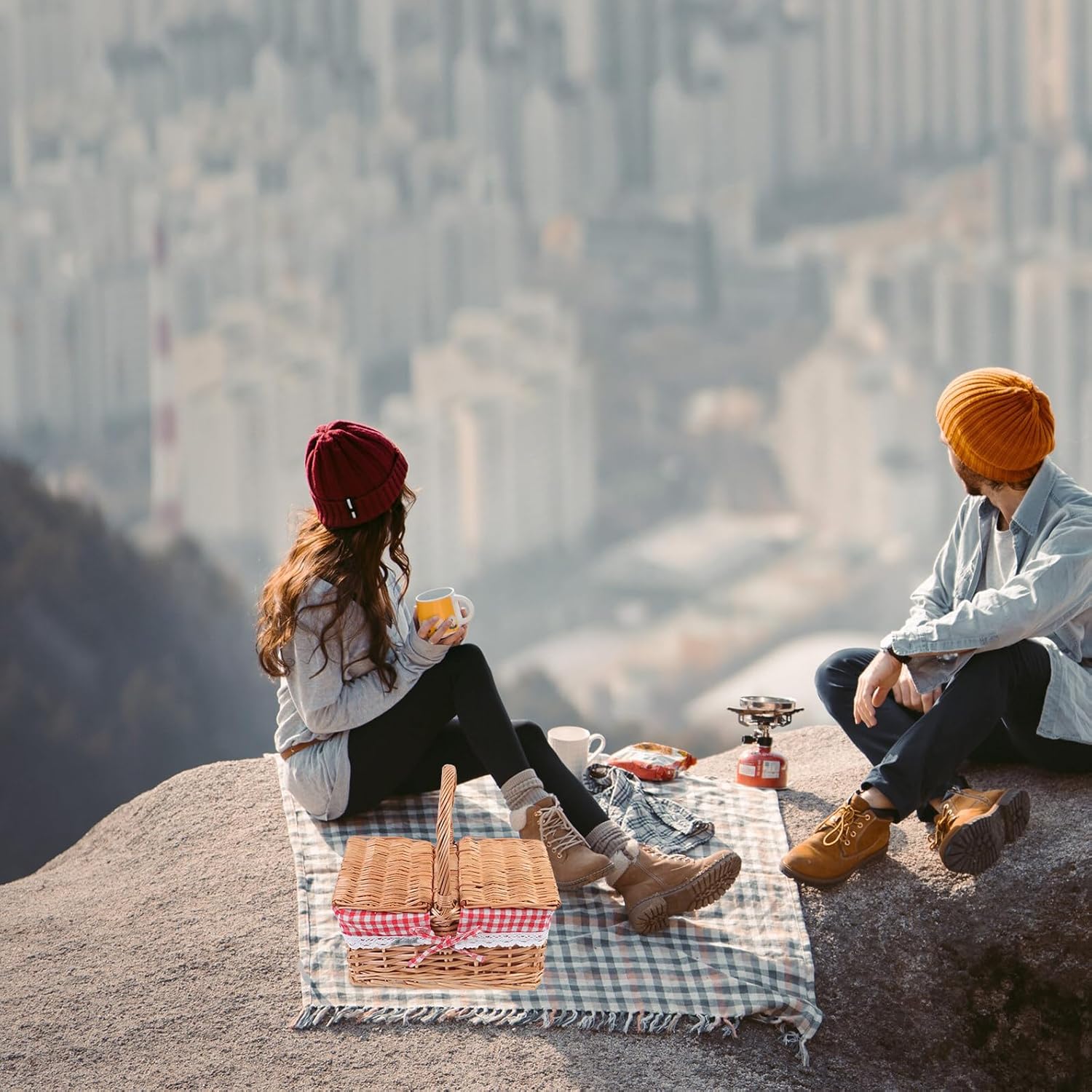 FRCOLOR Woven Straw Picnic Basket with Lid Small 20x30cm Red Gingham Outdoor Storage Container Portable Home Basket Bin for Travel and Camping