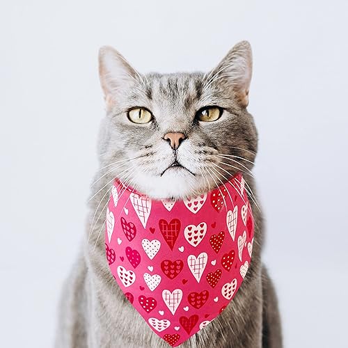 Miniatura 6 de Bandana de San Valentín para perros y gatos diseño de labios y corazones de caramelo para cachorros grandes medianos y pequeños