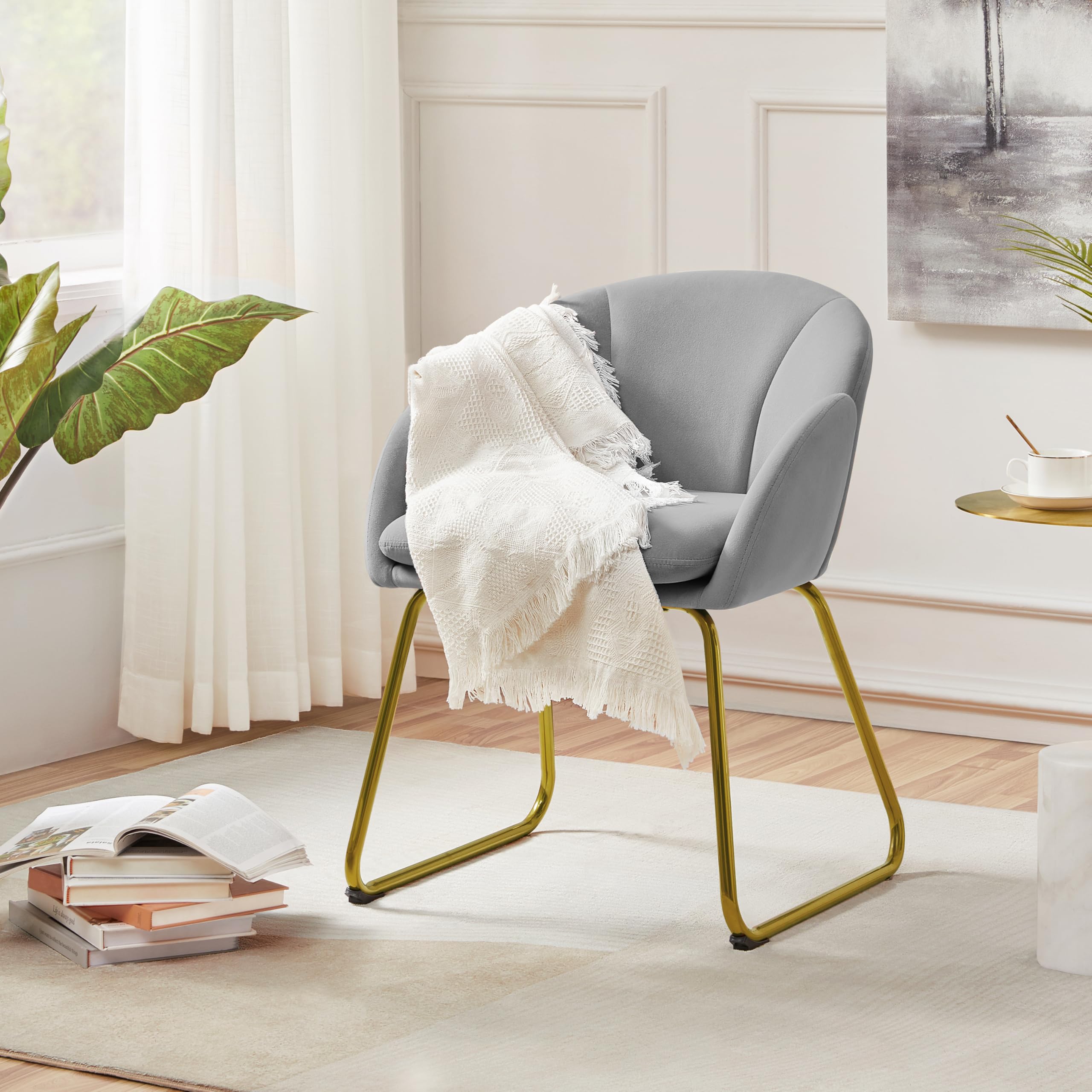 Yaheetech Poltroncina Camera da Letto Salotto Poltrona Soggiorno Imbottita Alta Moderna Ergonomica in Velluto con Schienale Circolare Braccioli Gambe in Metallo Portata 136 kg Grigio
