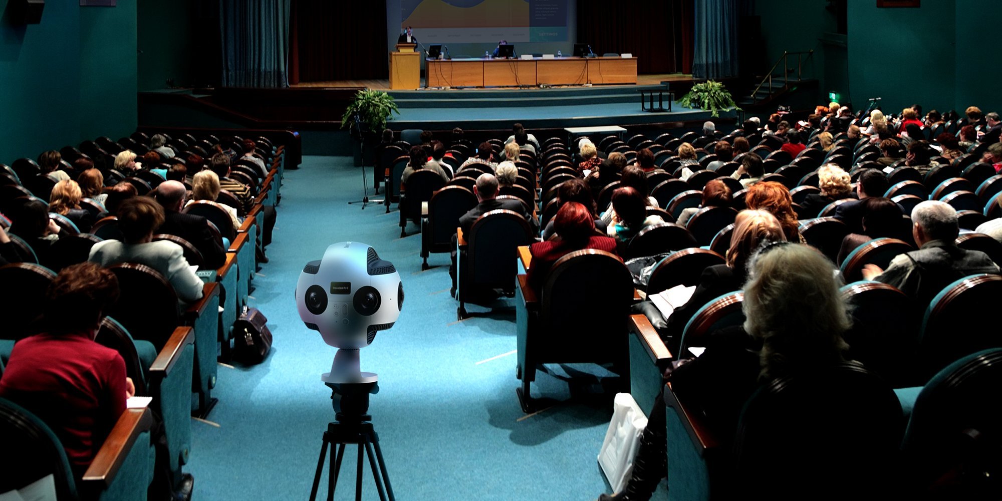 Insta360 Pro 360度 VR 全天球 カメラ 3D 全方位パノラマ Amazon | Insta360 Pro プロフェッショナル 360度 VR 全天球