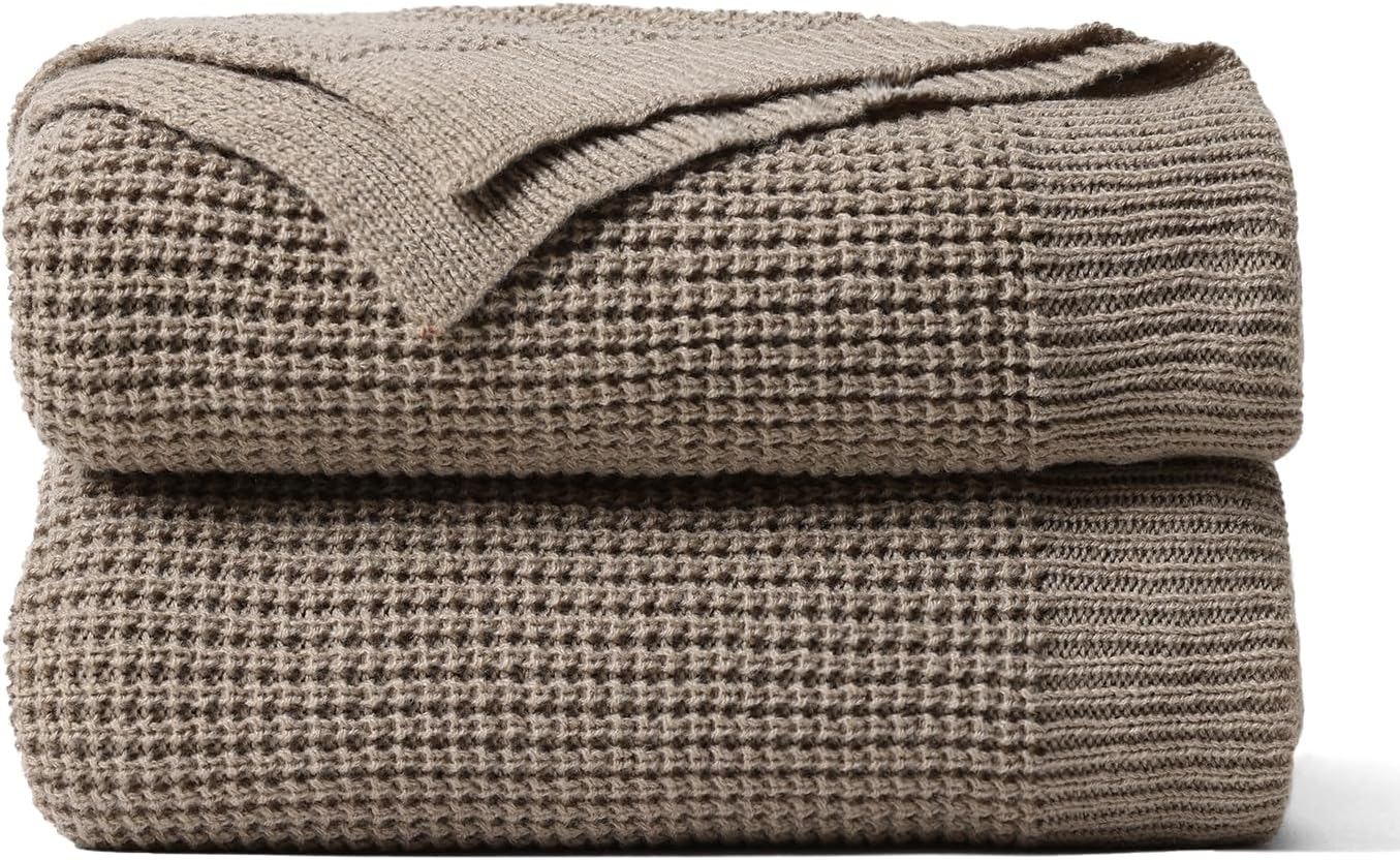 Waffle Knit Throw Blanket, Ultra Soft Lightweight & Breathable All-Season Blankets for Queen/King Size Bed, Waffle Weave Blanket for Home Decor, Office, Couch & Gift Giving (Beige, 90x108 Inch)