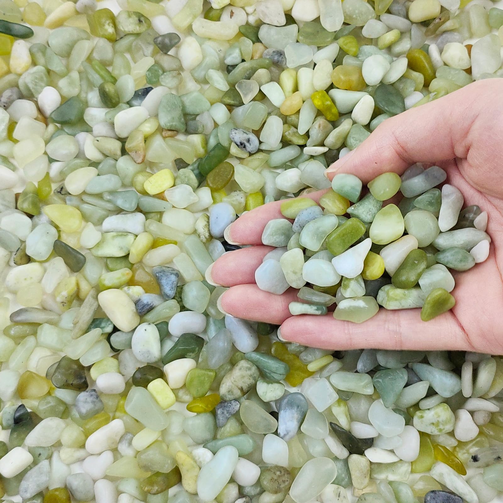 FANTIAN 2 lbs Jade Rocks for Plants Indoor, 3/8 inch Small Pebbles for Indoor Plants, Decorative Rocks for Succulents Cactus Bamboo Vases Landscaping Drainage and Outdoor Garden Rocks