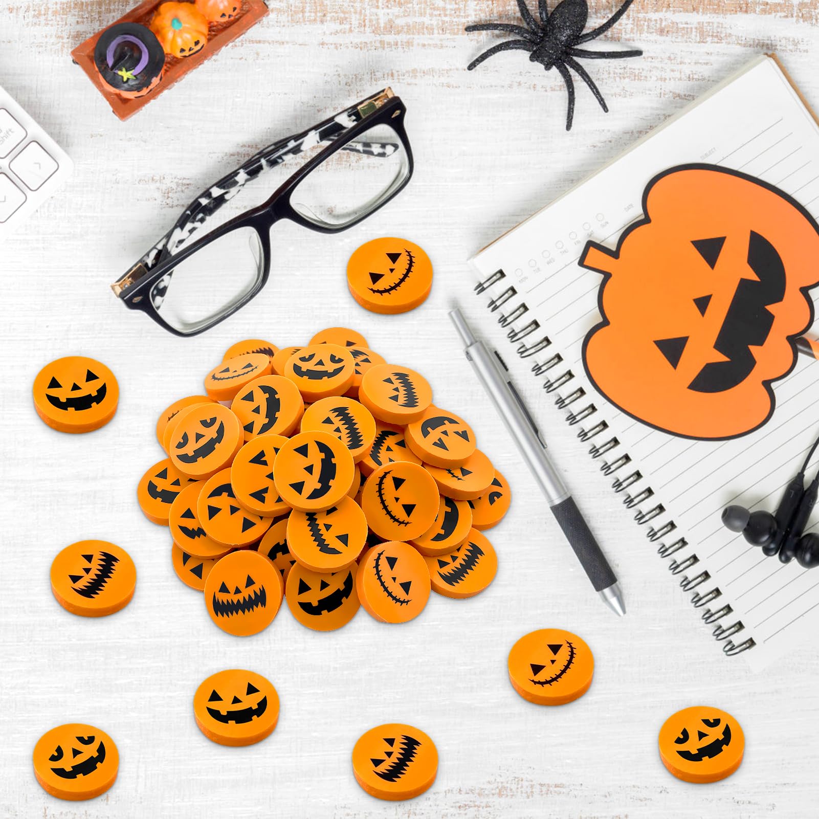50PCS Mini Gomme da Cancellare per Halloween, Zucca a Forma di Zucca per Bambini, Feste di Halloween e Compleanno
