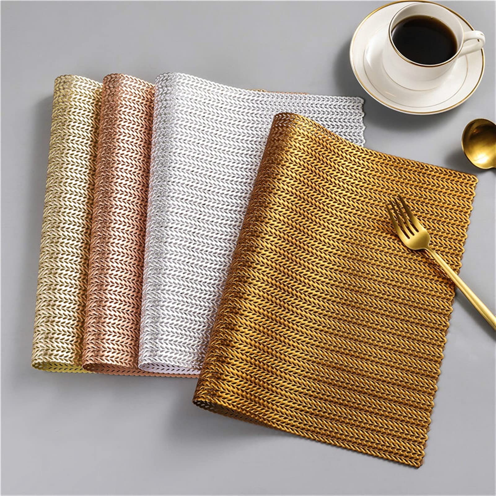 Napperons Lavables 4pcs Placements en PVC Isolation Thermique Creux rectangulaire rectangulaire Mat Protection de l'environnement Table à Manger Table de Table de Table Facile à Nettoyer