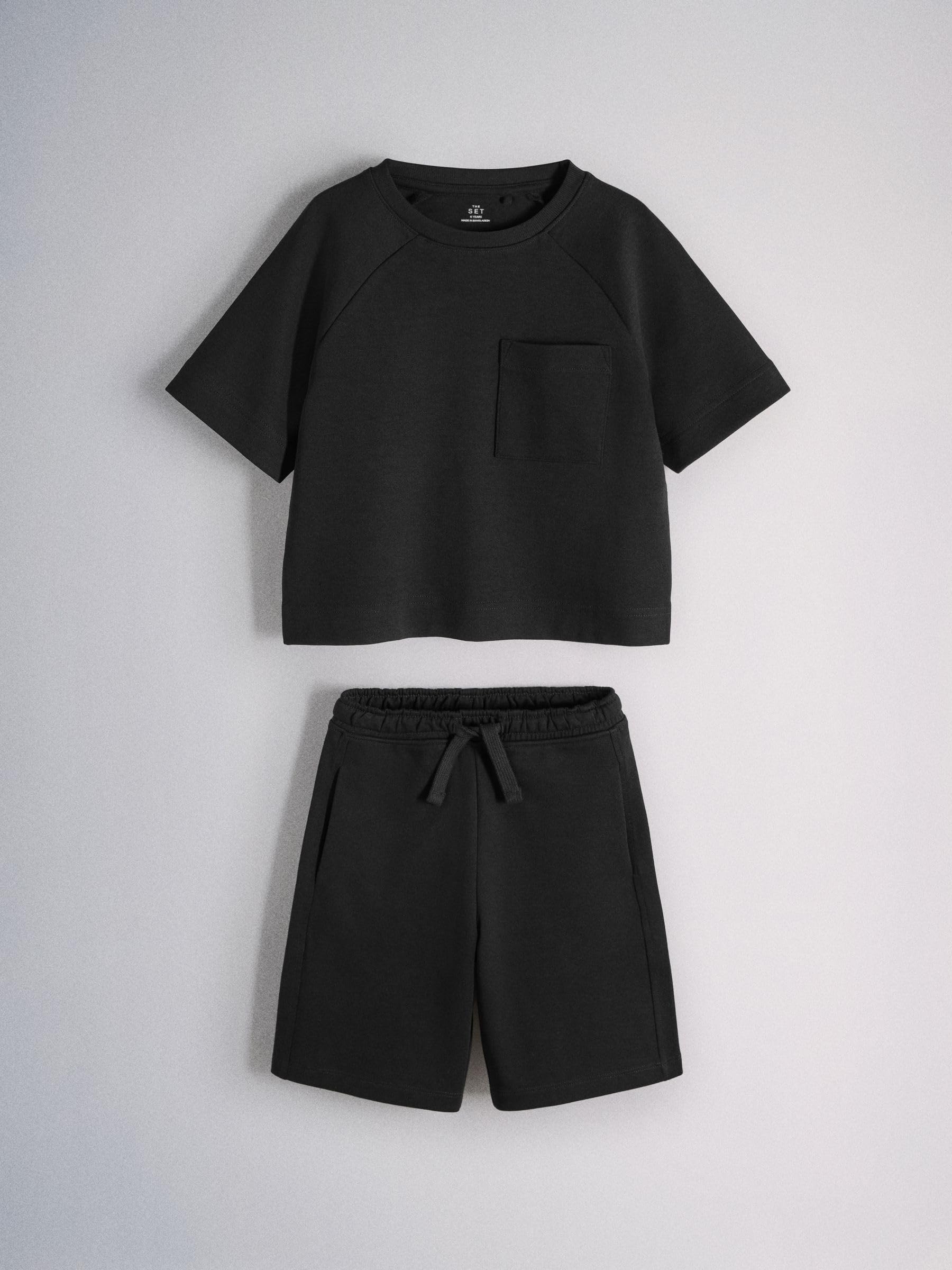 THE SET Garçon Ensemble t-shirt à manches courtes et short en jersey Interlock, lot de 2