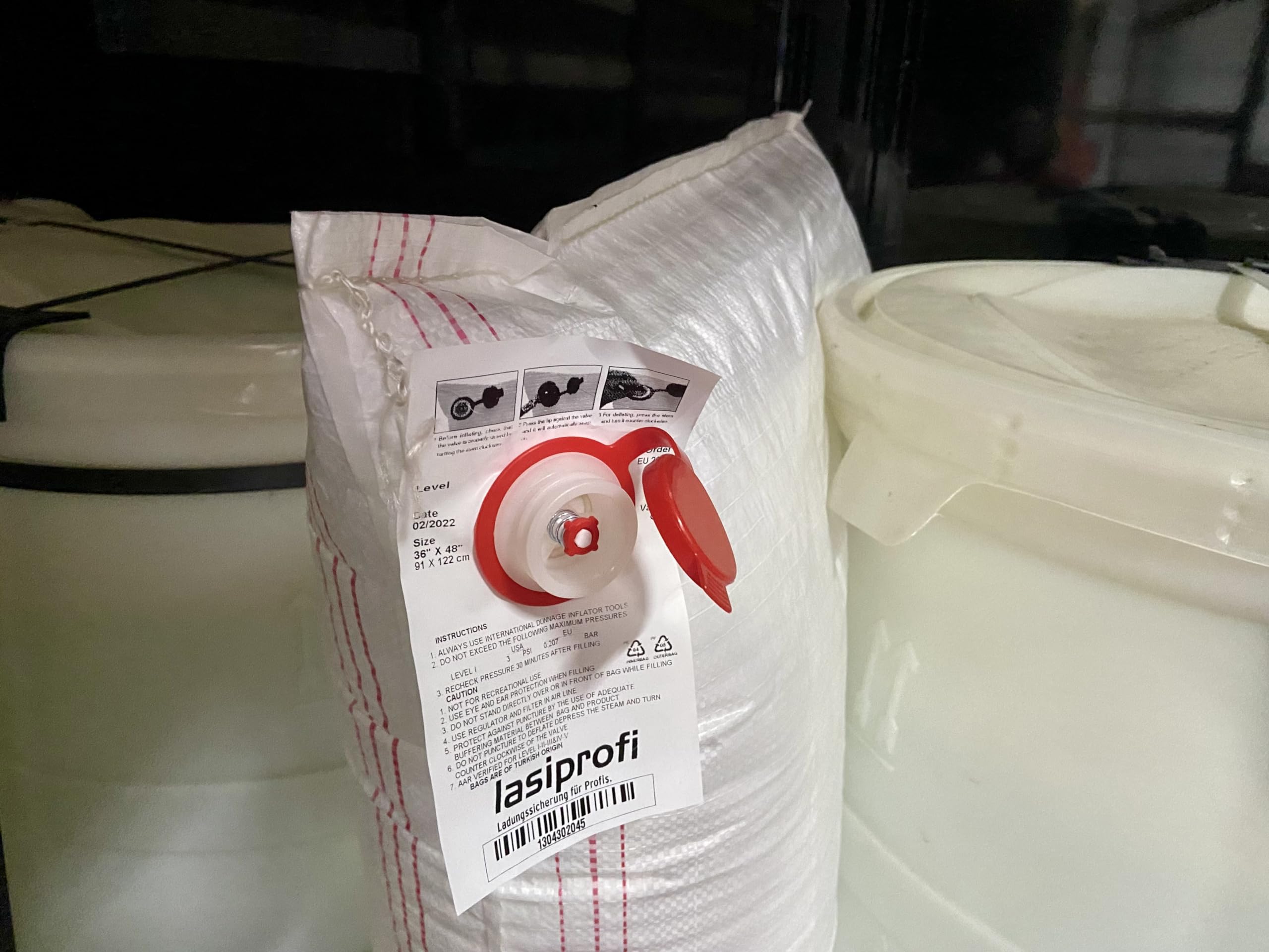 Stausäcke Ladungssicherung | Level 1 | weiß mit Mehrwegventil | 2-lagig aus PP (Polypropylen) | Staupolster | Luftpolster | zur Schließung von Ladelücken (SET 10, 910 x 600 mm)