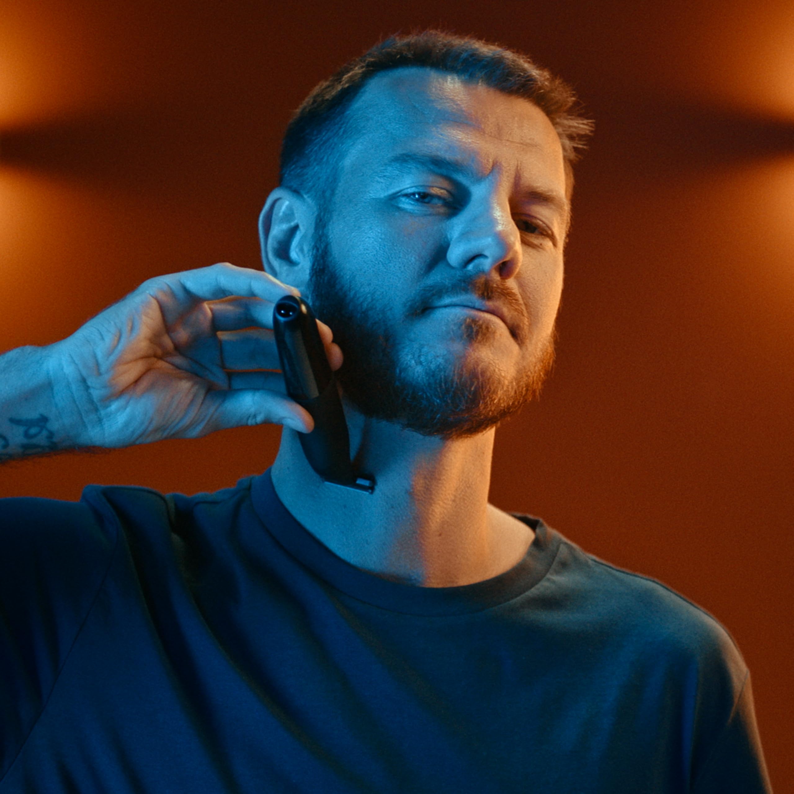King C. Gillette Style Master, Regolabarba Uomo Senza Fili Per Regolare, Rifinire E Radere La Barba Incolta Con Lama 4D E Crema Idratante Barba E Viso Con Complesso Di Vitamina B3 E B5 100 ml
