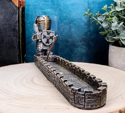 Miniatura 7 de Ebros Gift Anime Chibi Medieval Caballero de la Cruz Templario Cruzado en Castillo Fortaleza Guarnición Paseo Cuenca de incienso Soporte Quemador
