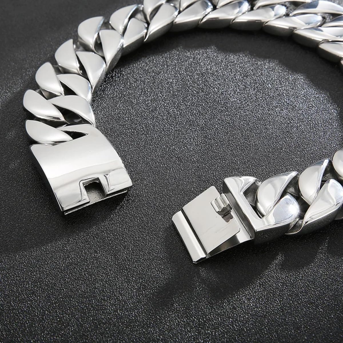 ROWIN&CO Jewelry Huge 32mm Mens Chunky Bracelet Heavy Sturdy 316L Stainless Steel Cuban Chain with Box Lock Clasp, 9.5 Inch/10.5 oz - Image 5