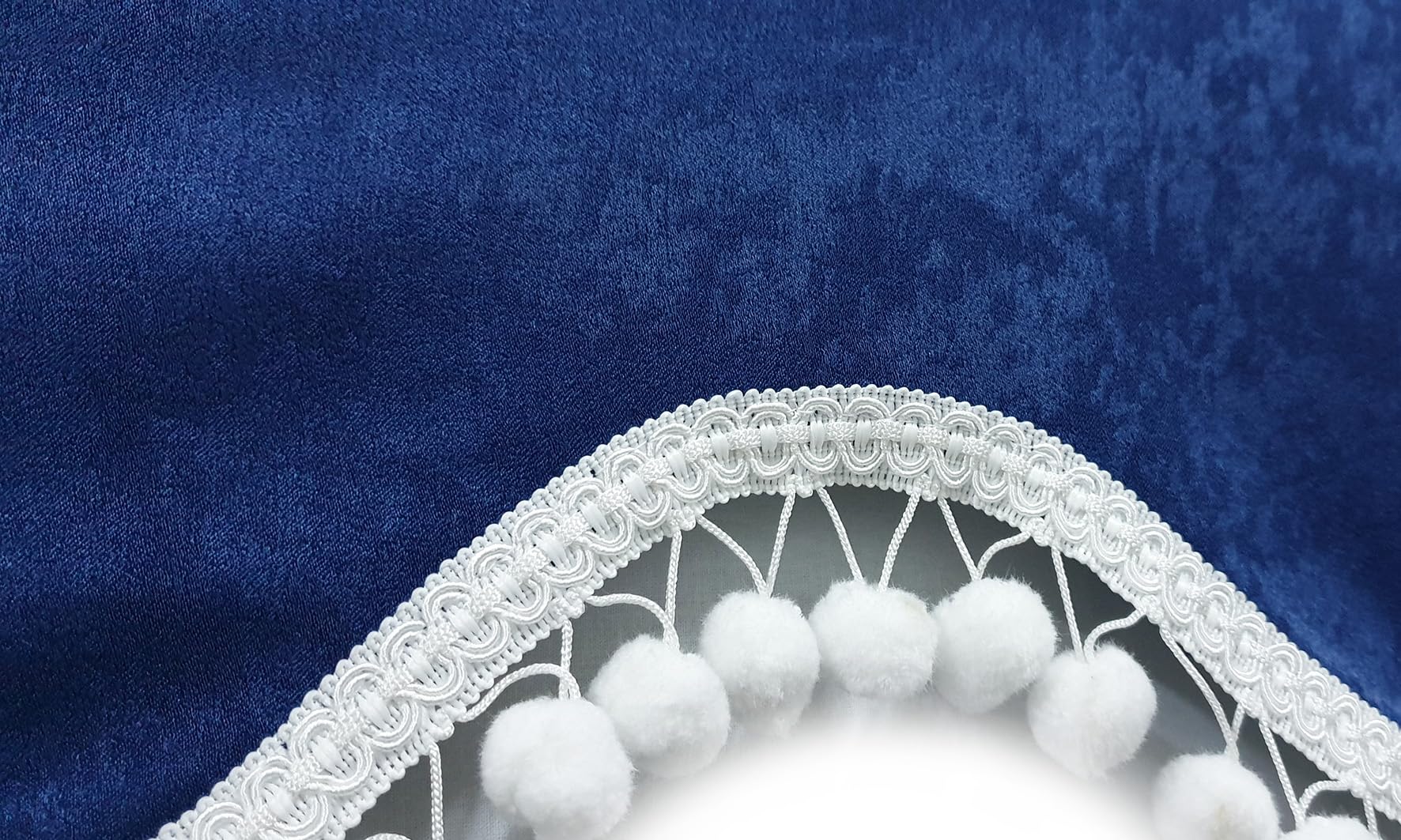 Set di 3 tende per camion in blu con pompon bianchi
