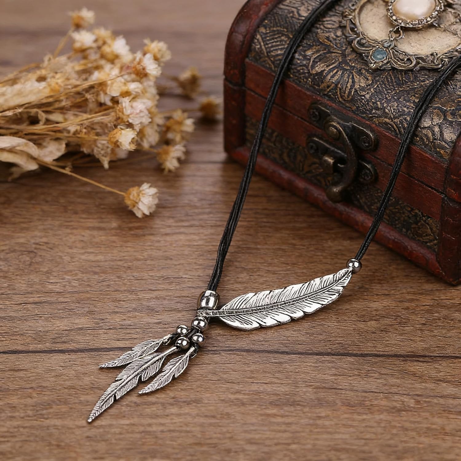 Wcysin Women Fashion Antique Vintage Time Necklace Sweater Chain Pendant Feather Pendant Necklace Silver