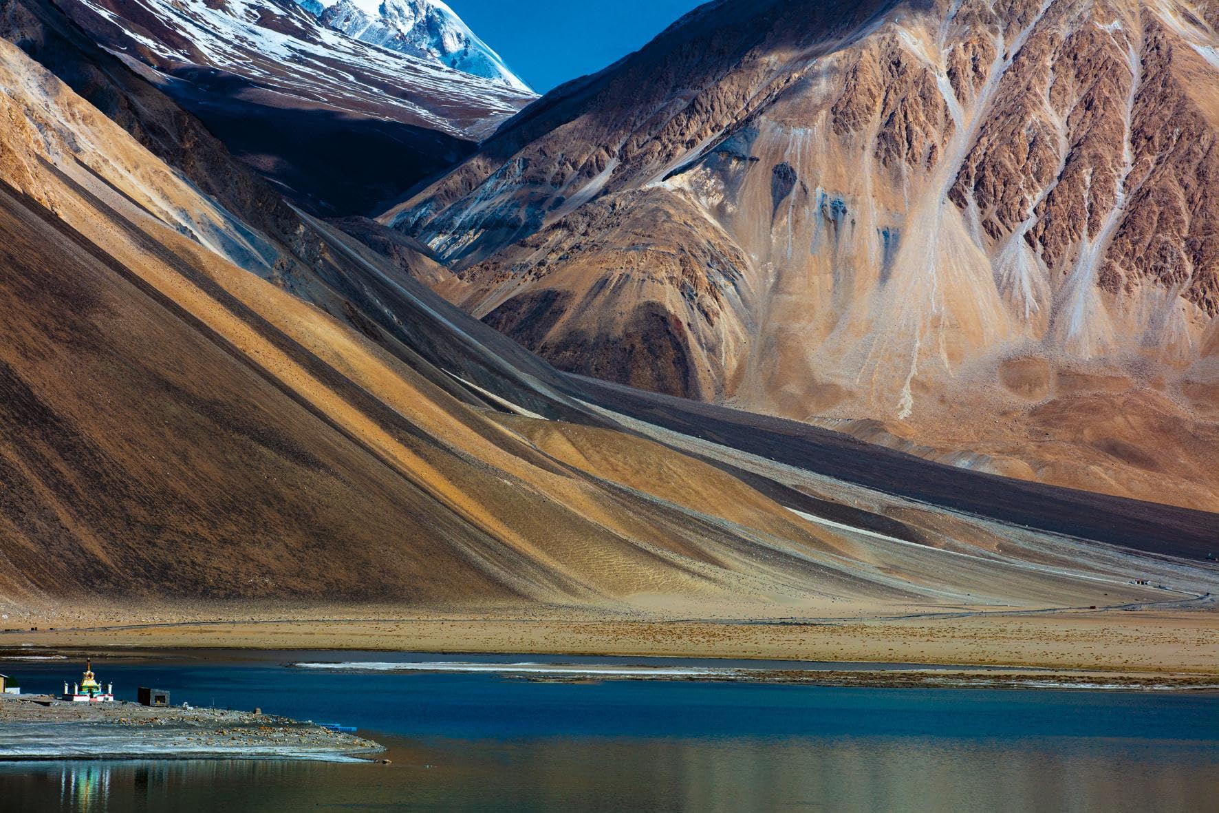Deserts: The world's most fascinating places/Die faszinierendsten Orte der Welt