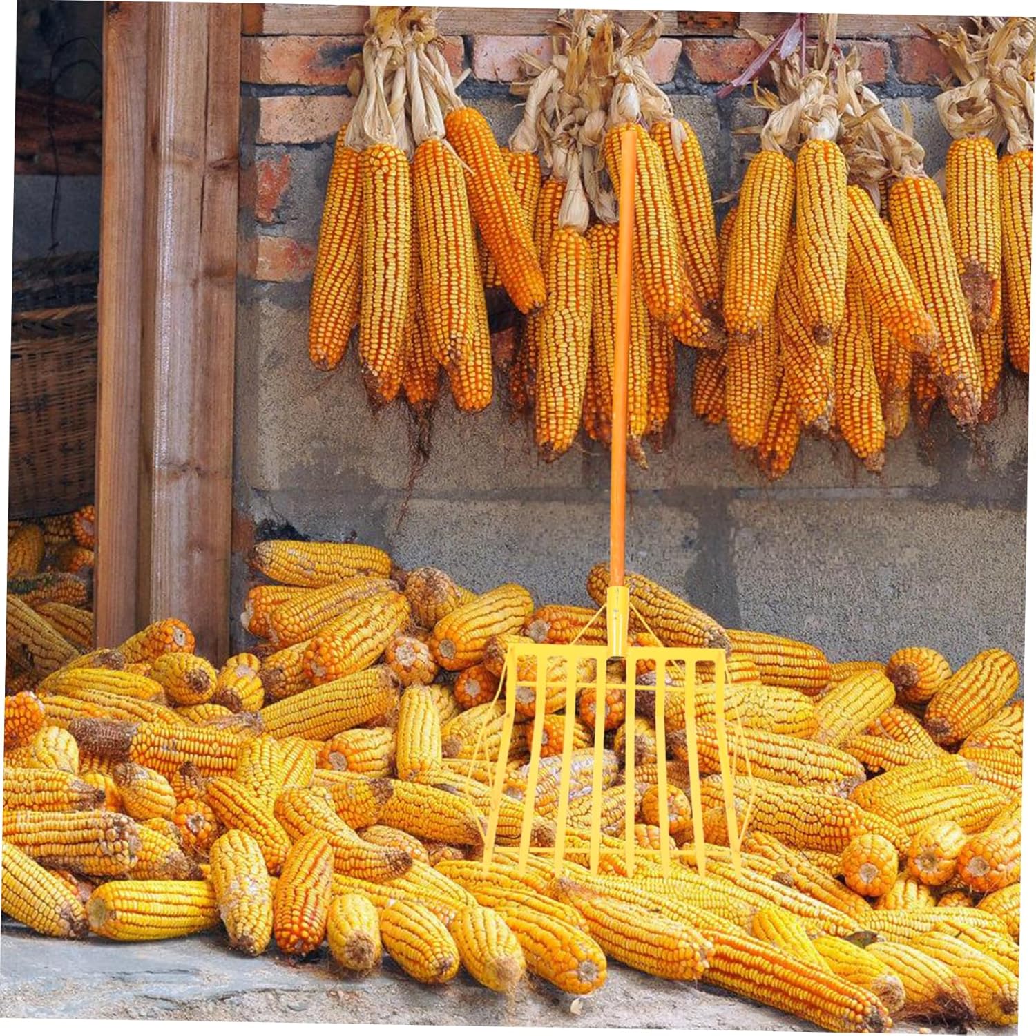 Multi-Function Garden Shovel for Corn Collecting Hand Tool for Digging and Planting Lightweight Design for Easy Use Gardens and Farms