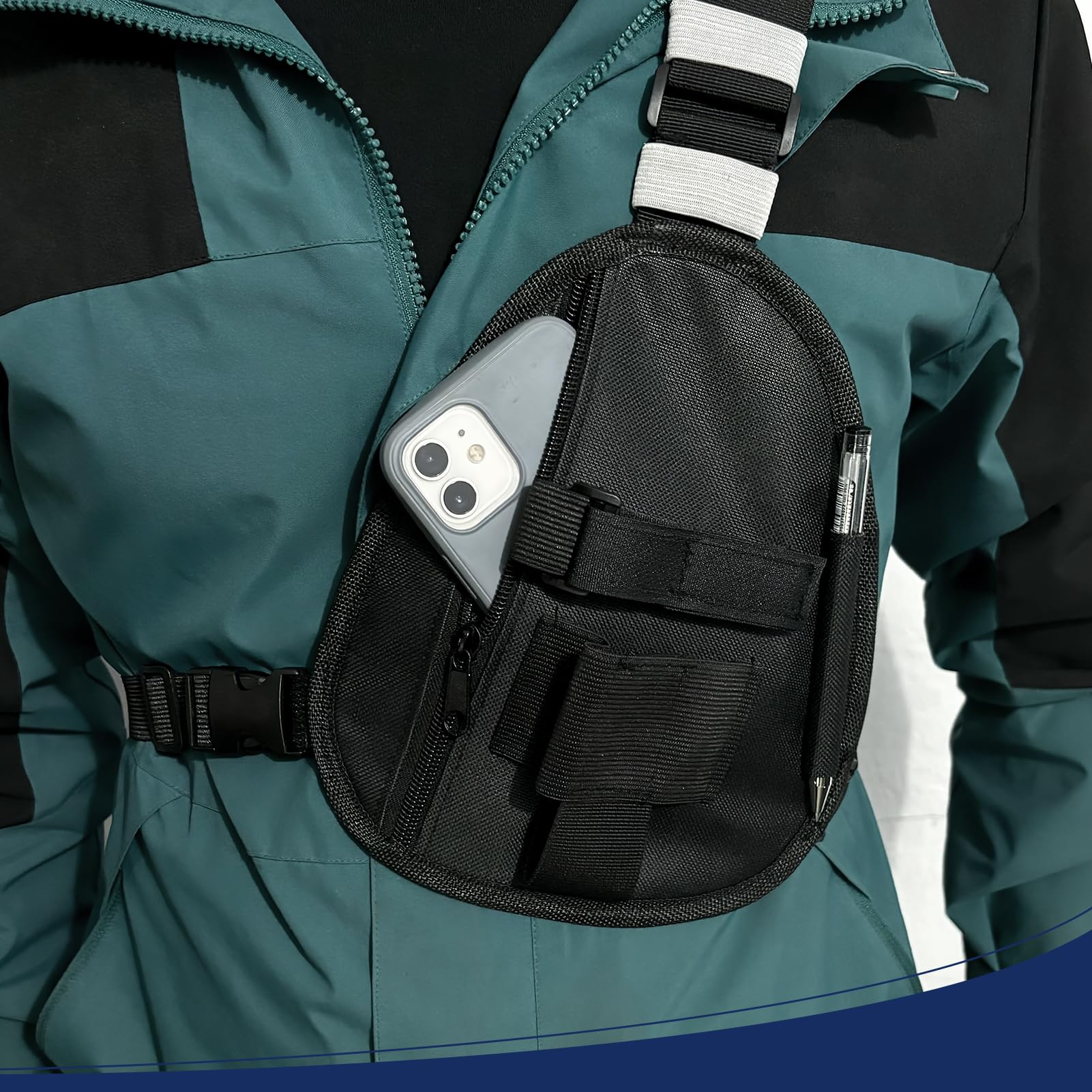 Pettorina per radio al petto, con cinturino regolabile, compatibile con Motorola Uniden Kenwood ICOM Baofeng Walkie Talkie leggero e durevole, ideale per le attività all'aperto