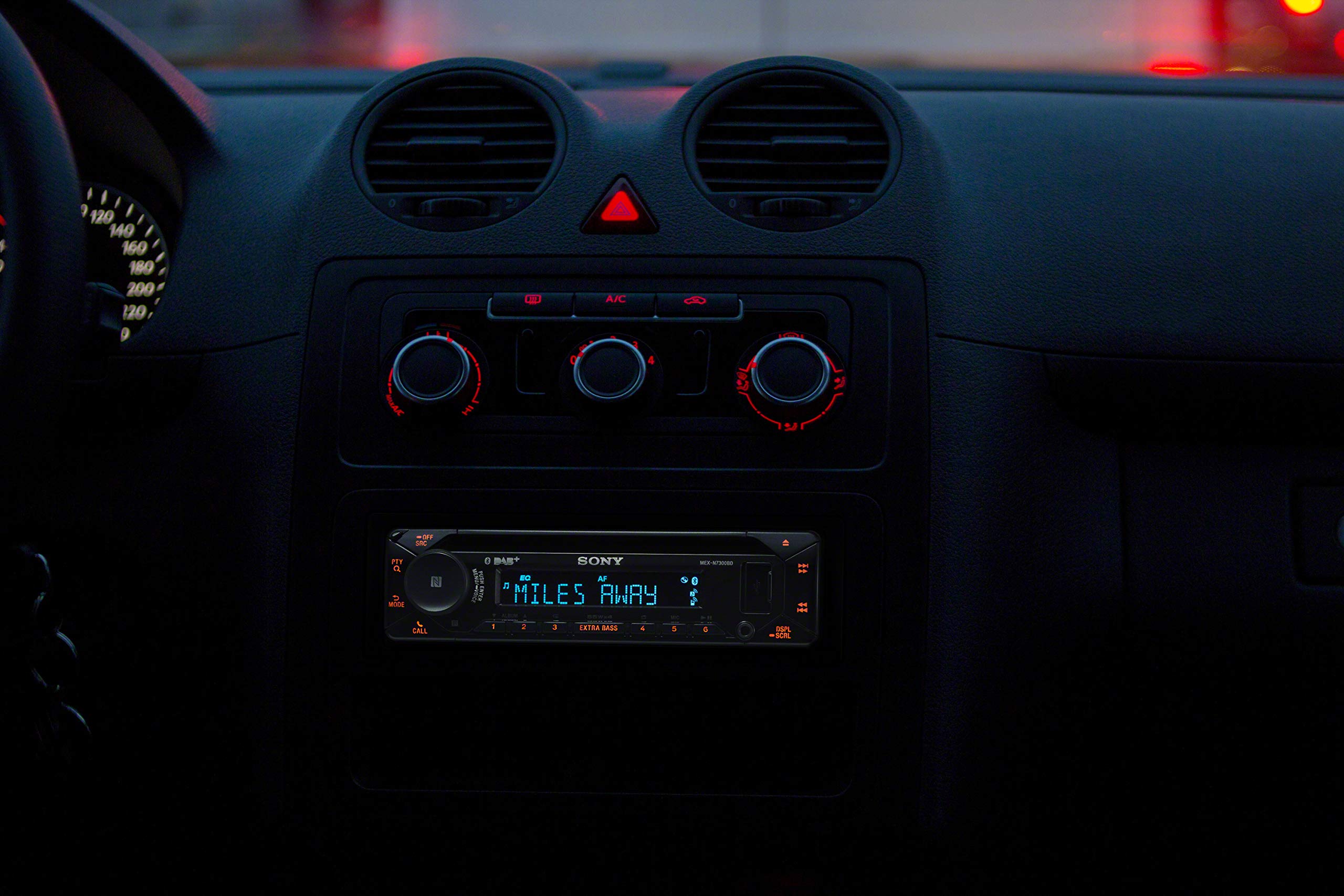 Sony MEXN7300KIT Car Radio CD, DAB/DAB+, DAB Antenna Included