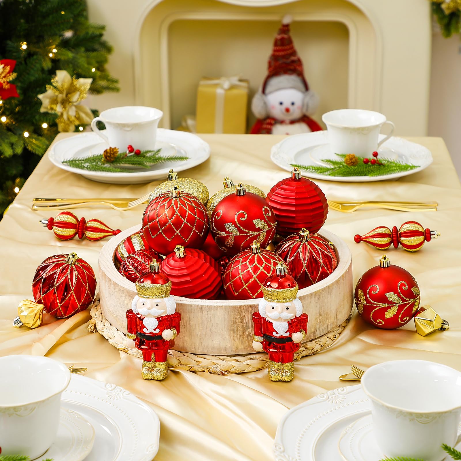 SHareconn Juego de 135 Piezas de Adornos Arbol Navidad, Adornos Bolas de Plástico Irrompibles con Cordón, Decoración Arbol de Navidad, Grandes Decoracion para Bodas (Rojo y Dorado)