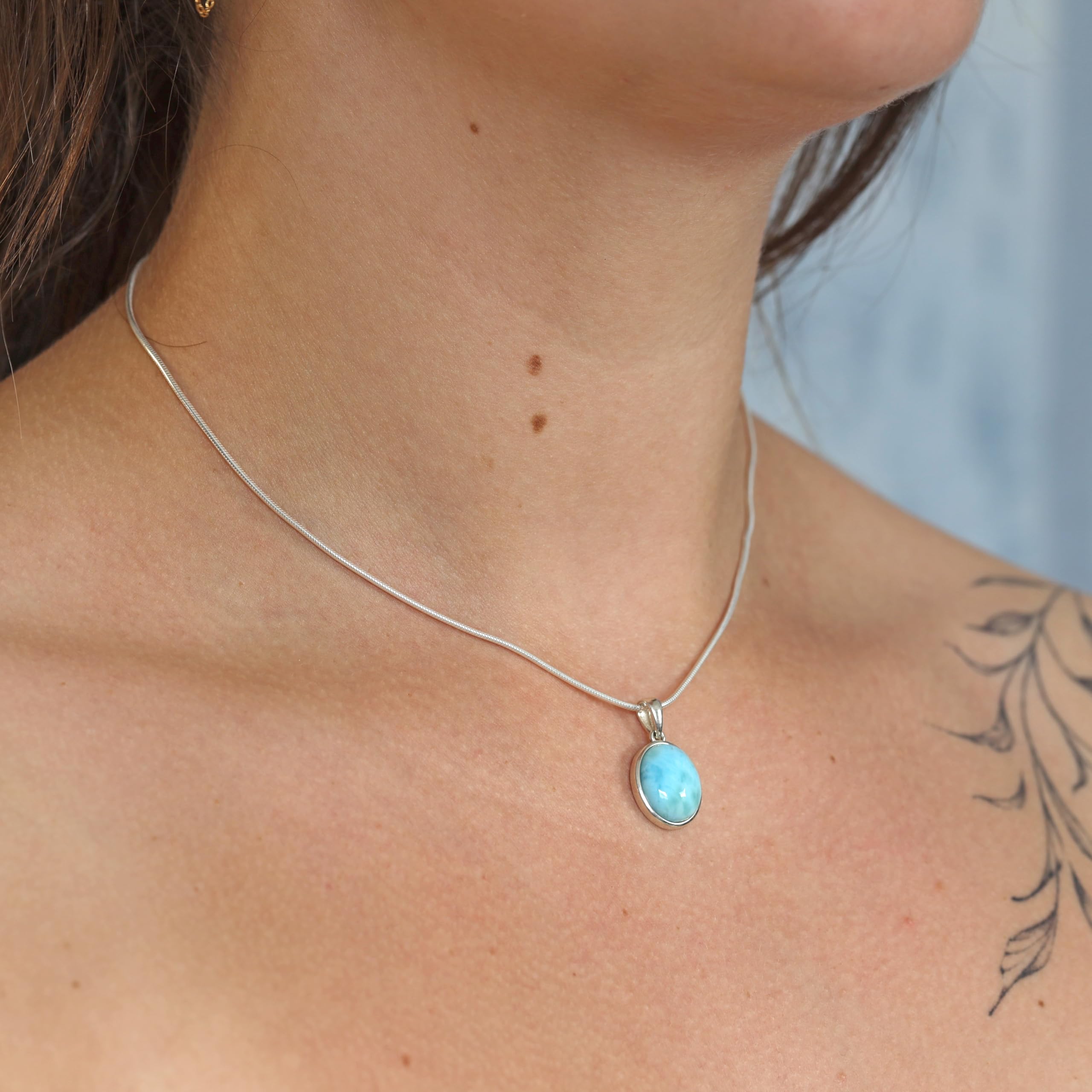 Lebensquelle Plus Larimar - Ciondolo ovale con pietra preziosa, incastonato in argento 925, 18 x 13 mm, pietra atlantica, 2 cm, Argento sterling, Labradorite (bianco)