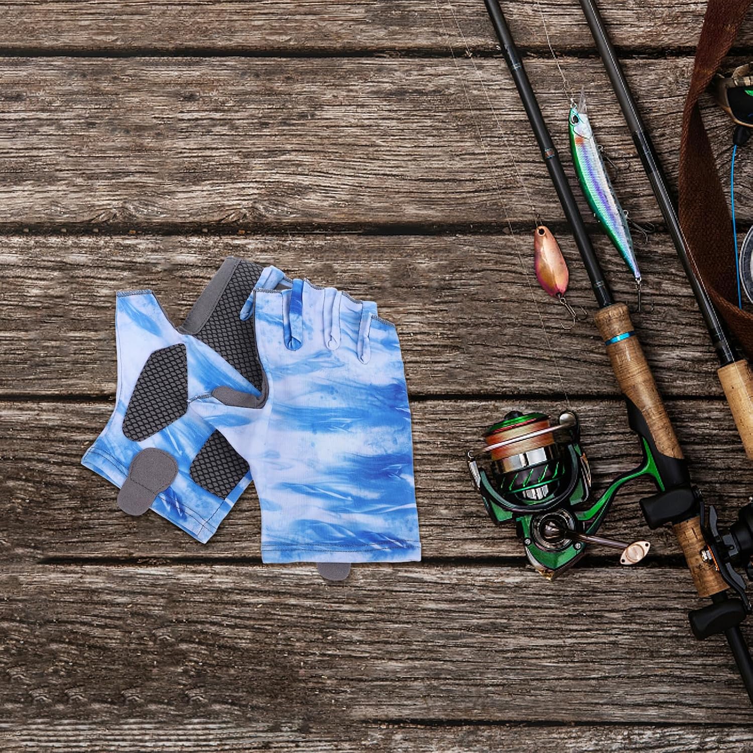 Kichvoe Fishing Gloves Half Finger Upf50+ Sun Protection Non-Skid Outdoor Cooling Gloves for Men Medium Patterned
